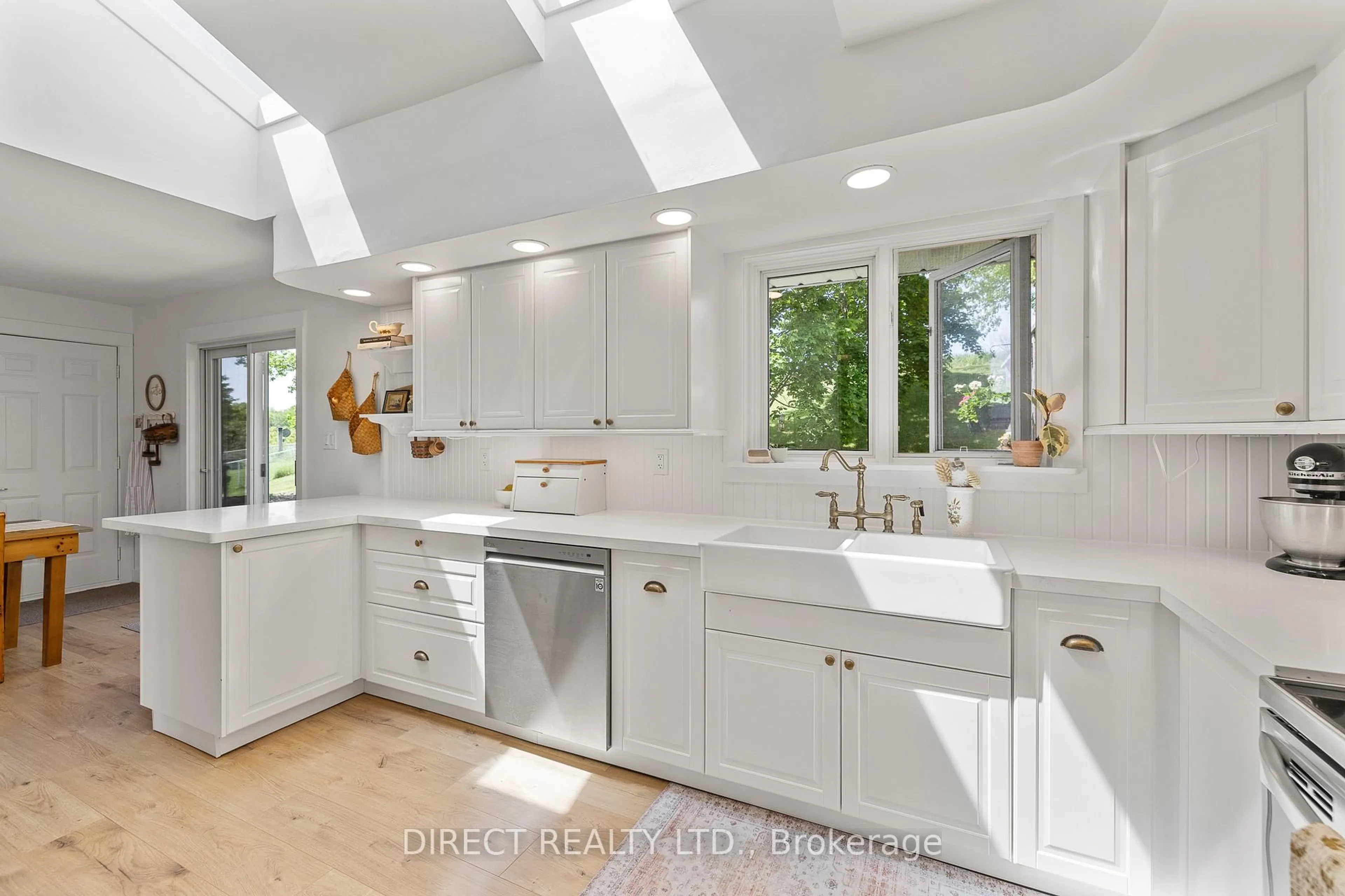 Open concept kitchen, ceramic/tile floor for 149 Beatty Rd, Stirling Ontario K0K 3E0