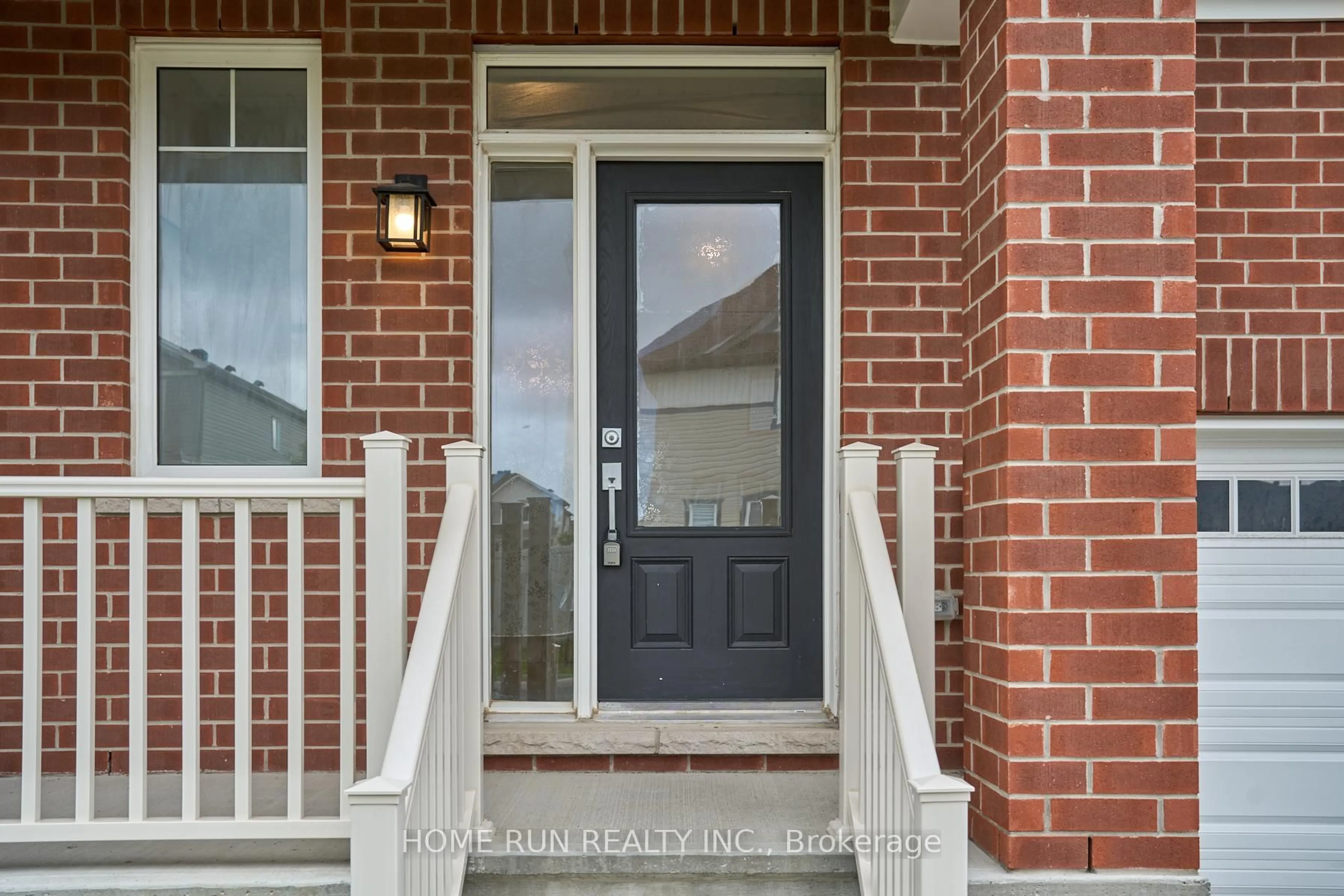 Unknown for 82 COCO Pl, Ottawa Ontario K2T 0R2