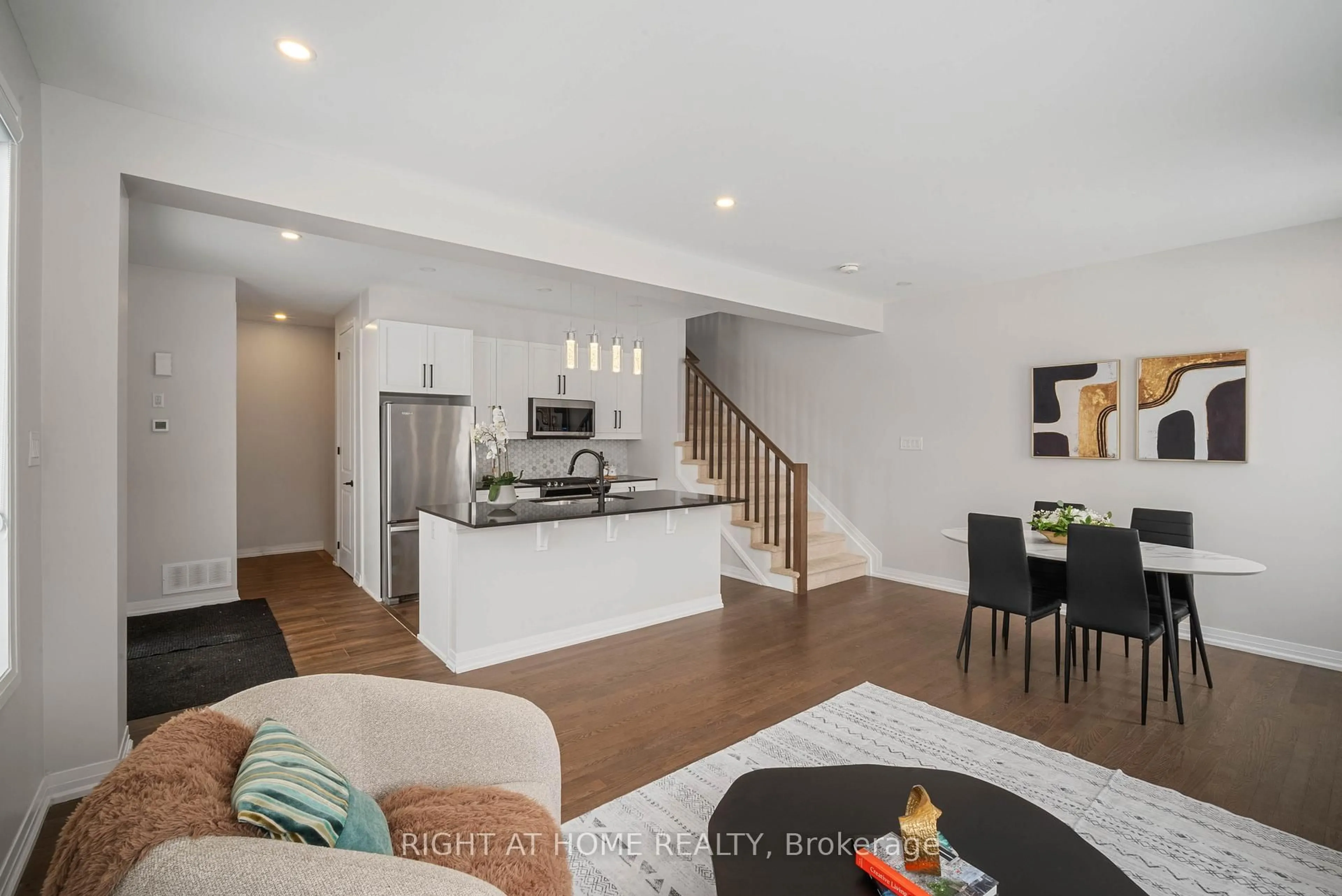 Open concept kitchen, unknown for 1070 Chapman Mills Dr, Ottawa Ontario K2J 6P5