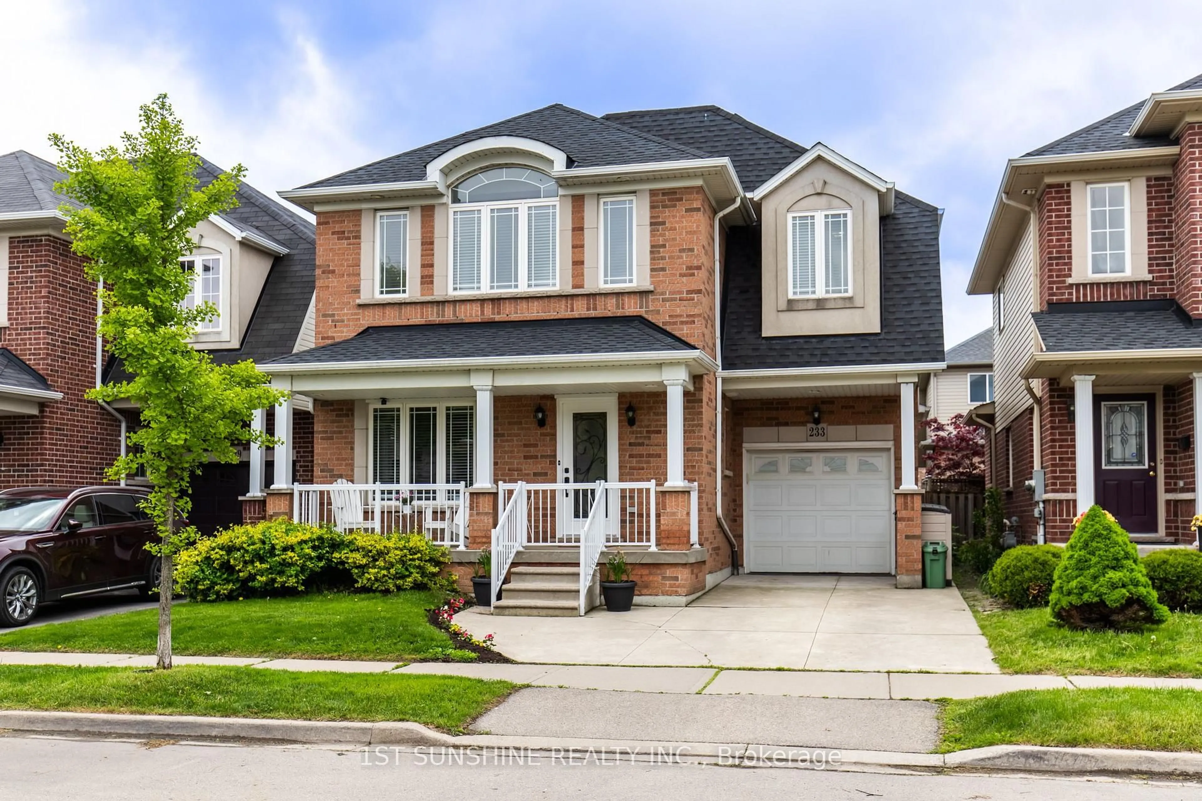 Home with brick exterior material, street for 233 SPRINGVALLEY Cres, Hamilton Ontario L9C 0B3