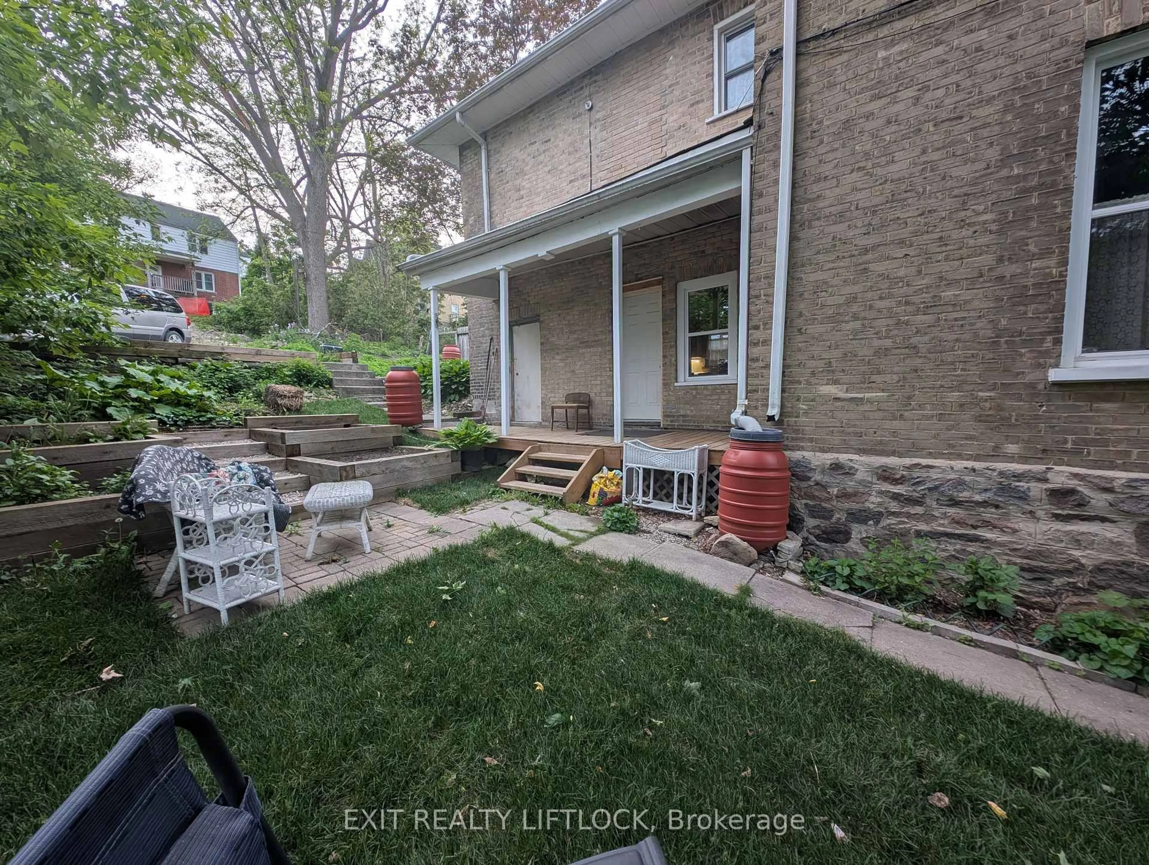 Patio, street for 629 Aylmer St, Peterborough Central Ontario K9H 3X2