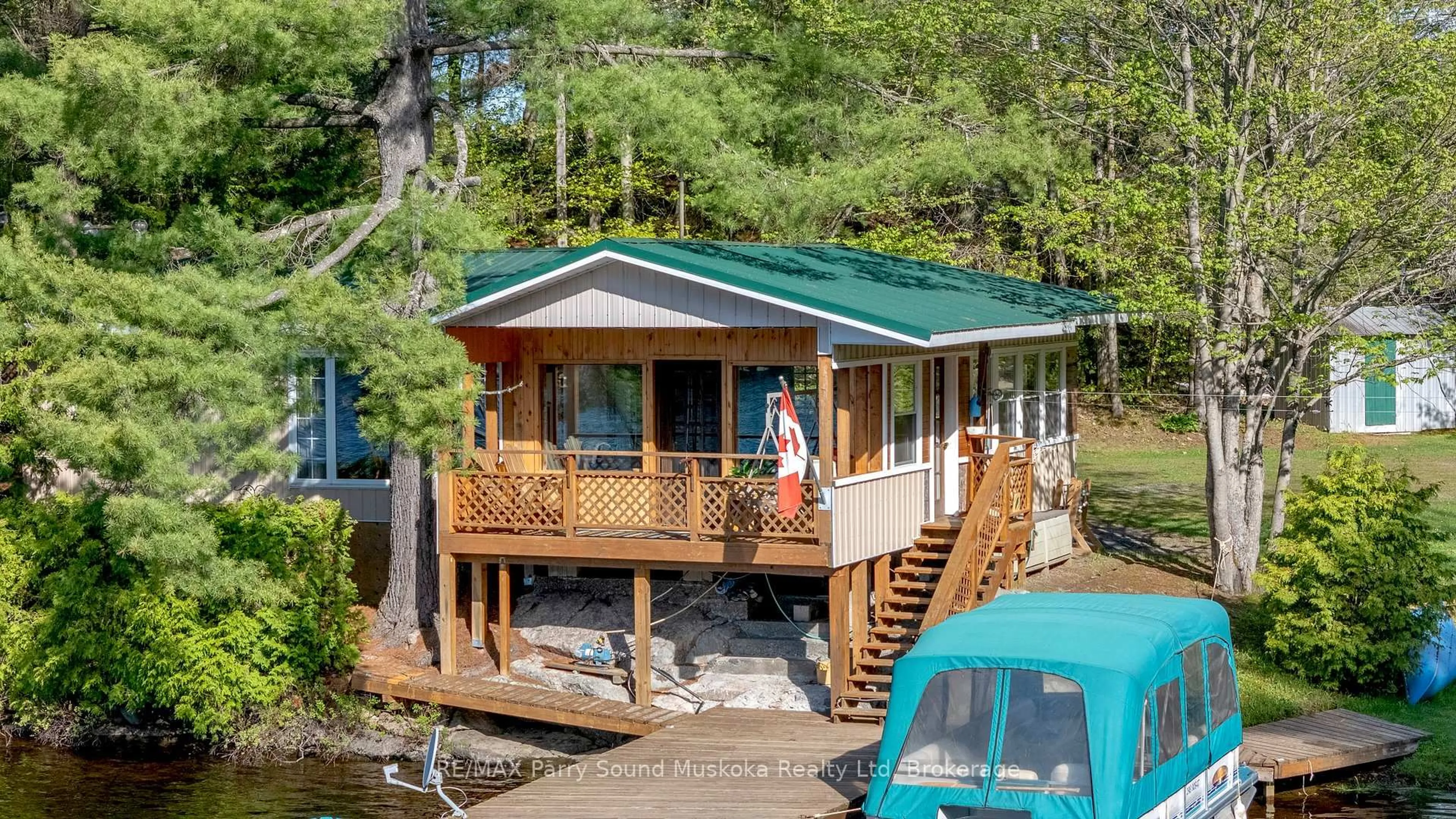 A pic from outside/outdoor area/front of a property/back of a property/a pic from drone, water/lake/river/ocean view for 189 Pine Beach Rd, French River Ontario P0M 2K0