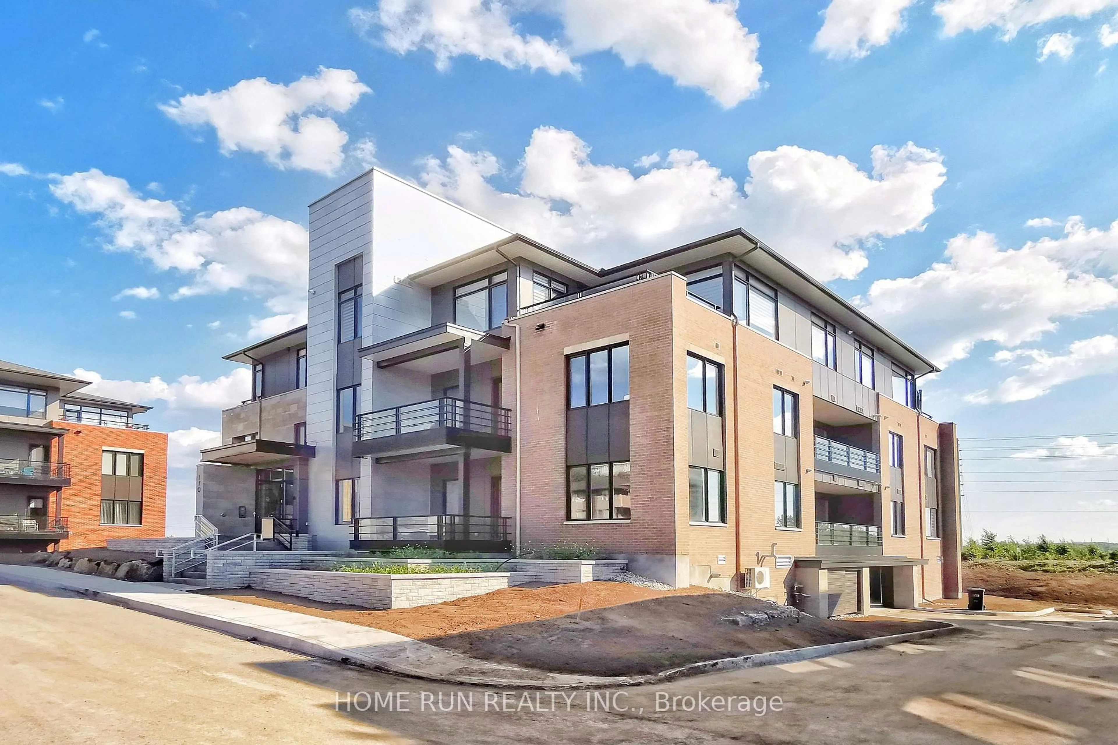 Home with brick exterior material, building for 170 BOUNDSTONE Way #203, Ottawa Ontario K2T 0M8