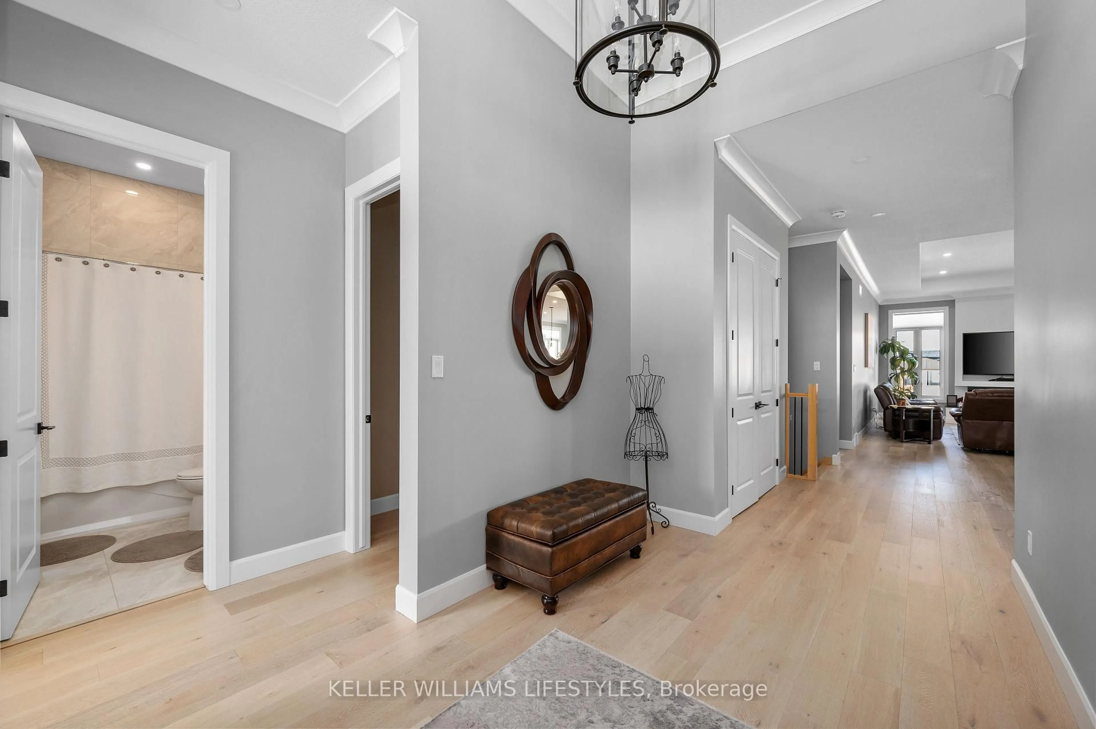 Indoor entryway for 6 Beaty Lane, Zorra Ontario N0M 2M0