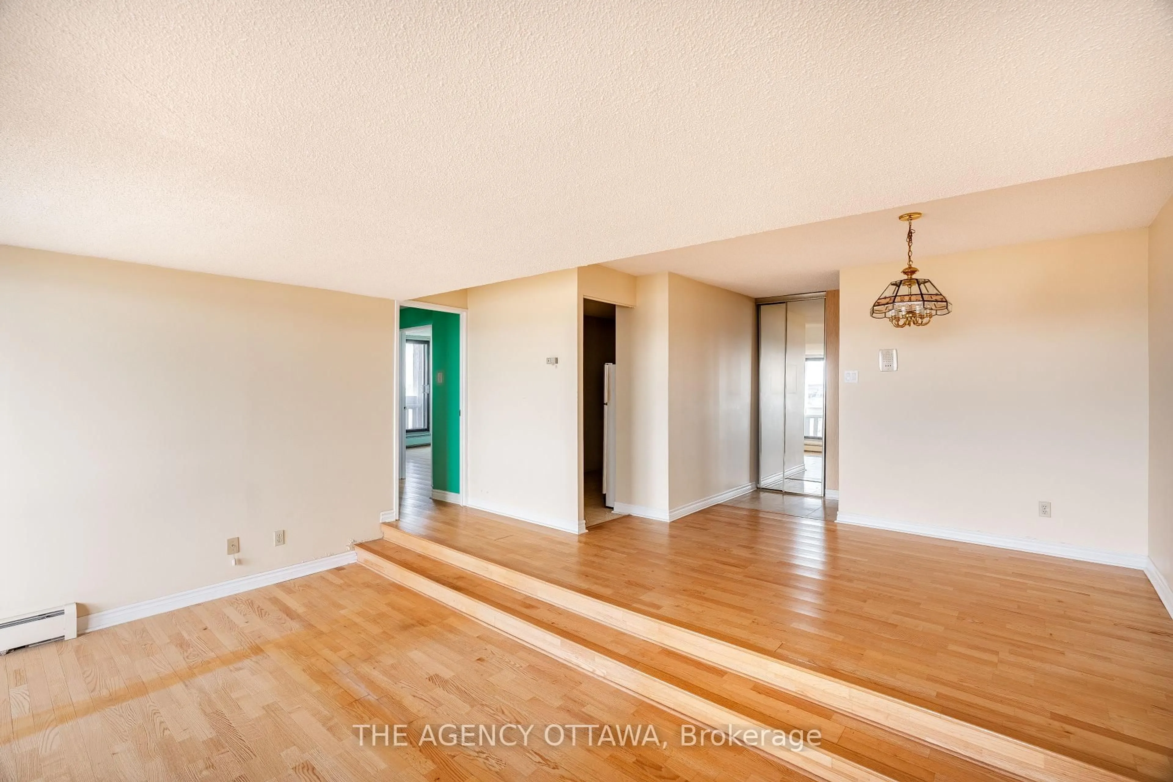 Unknown for 415 Greenview Ave #1708, Ottawa Ontario K2B 8G5