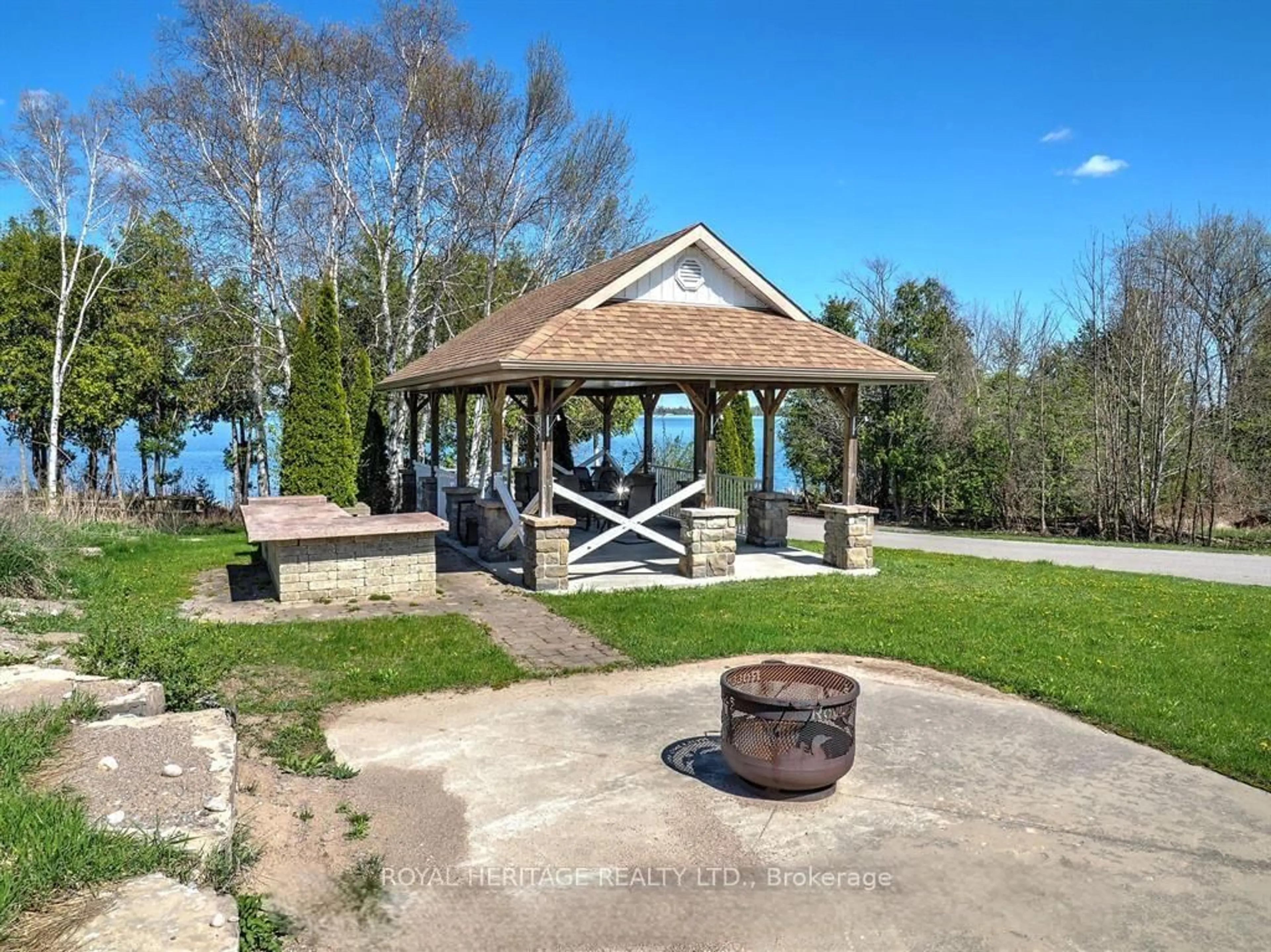 Patio, water/lake/river/ocean view for 139 Peller Crt, Kawartha Lakes Ontario K0M 1A0