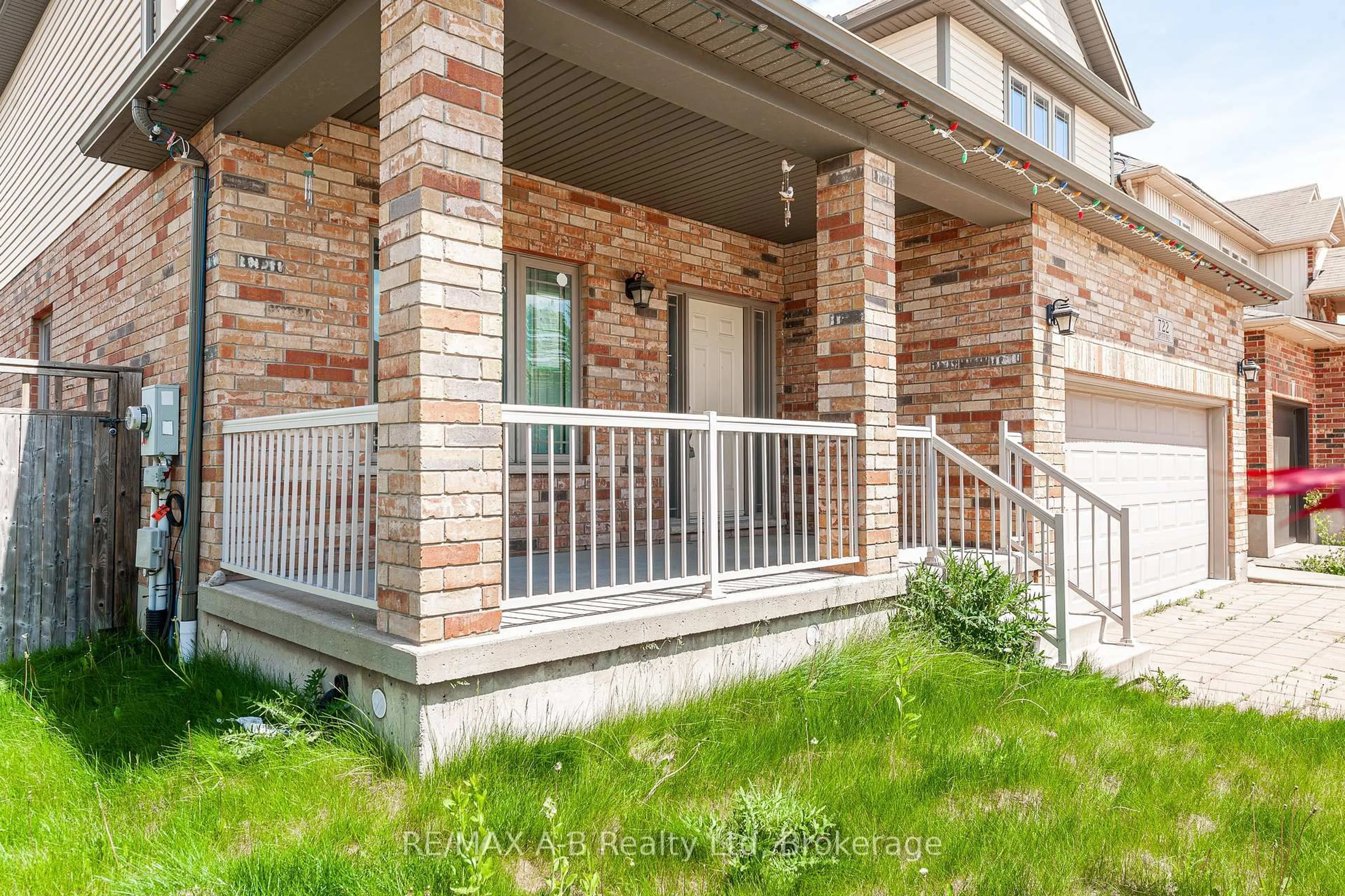 Unknown for 722 Spitfire St, Woodstock Ontario N4T 0B1