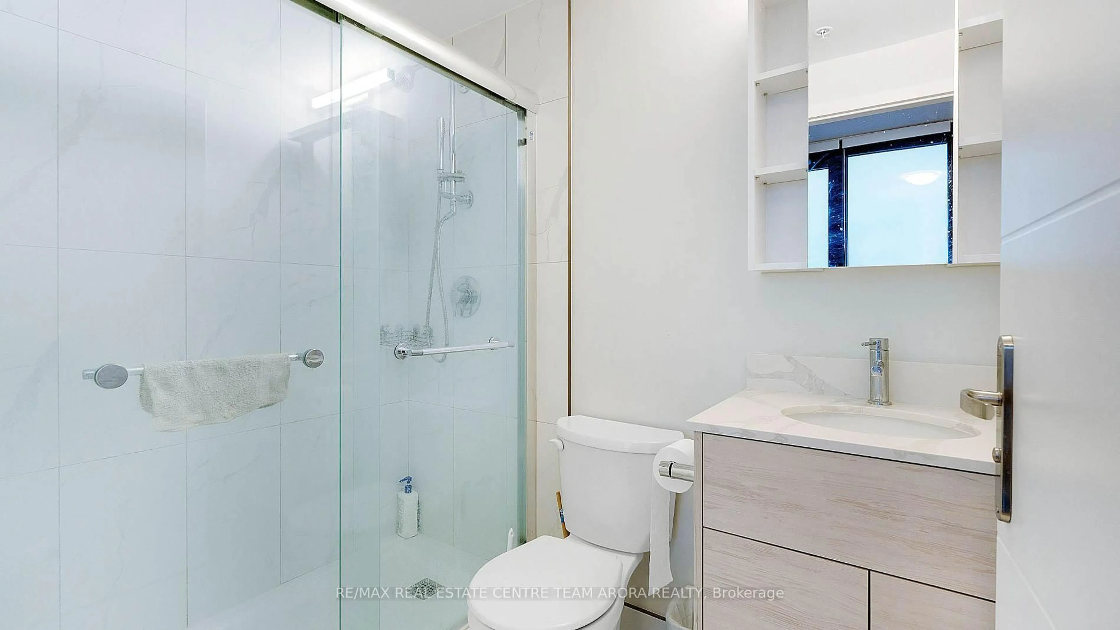 Standard bathroom, unknown for 60 Frederick St #3514, Kitchener Ontario N2H 0C7