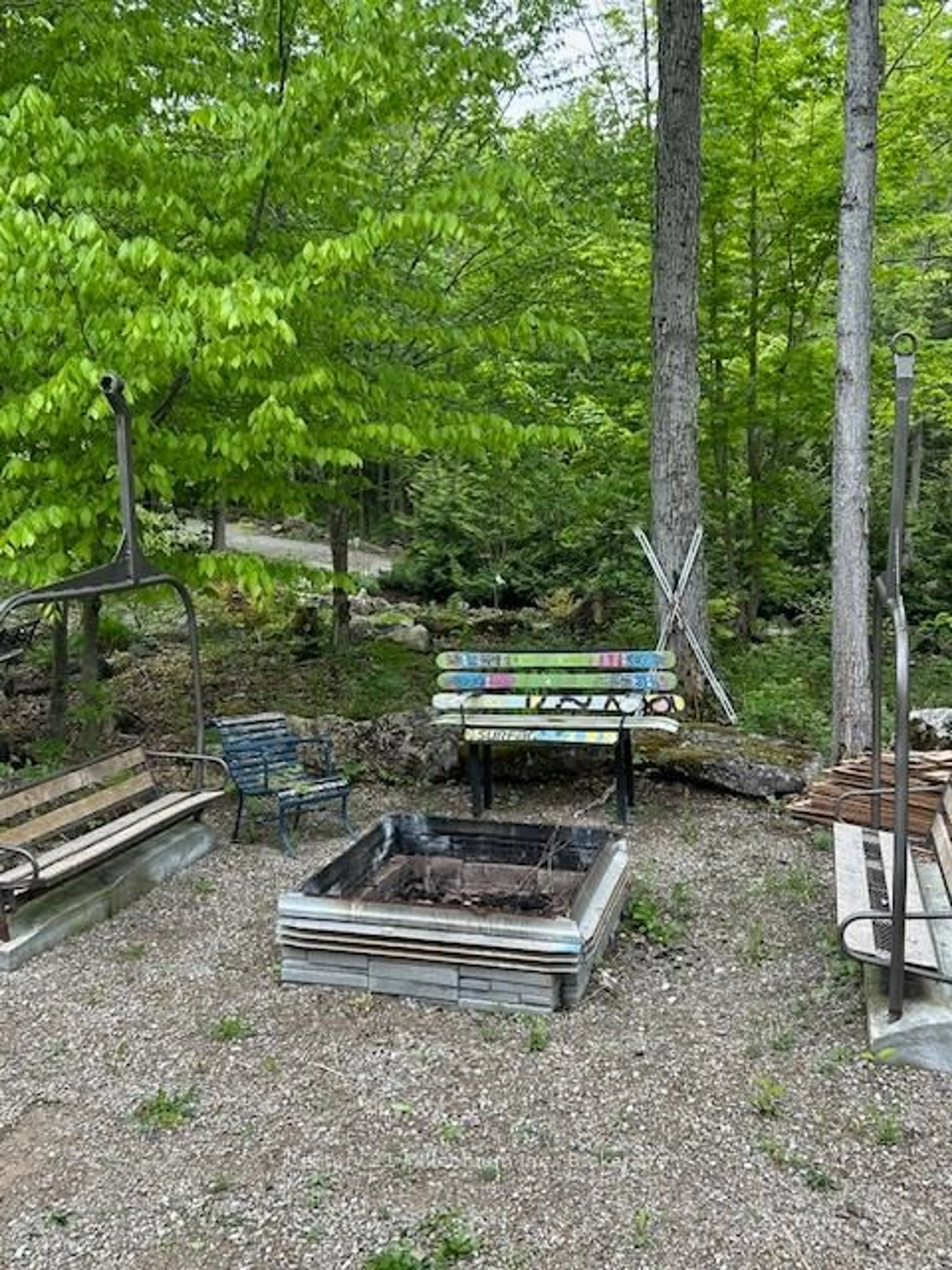 Patio, forest/trees view for 204495 Highway 26, Meaford Ontario N4K 5W4