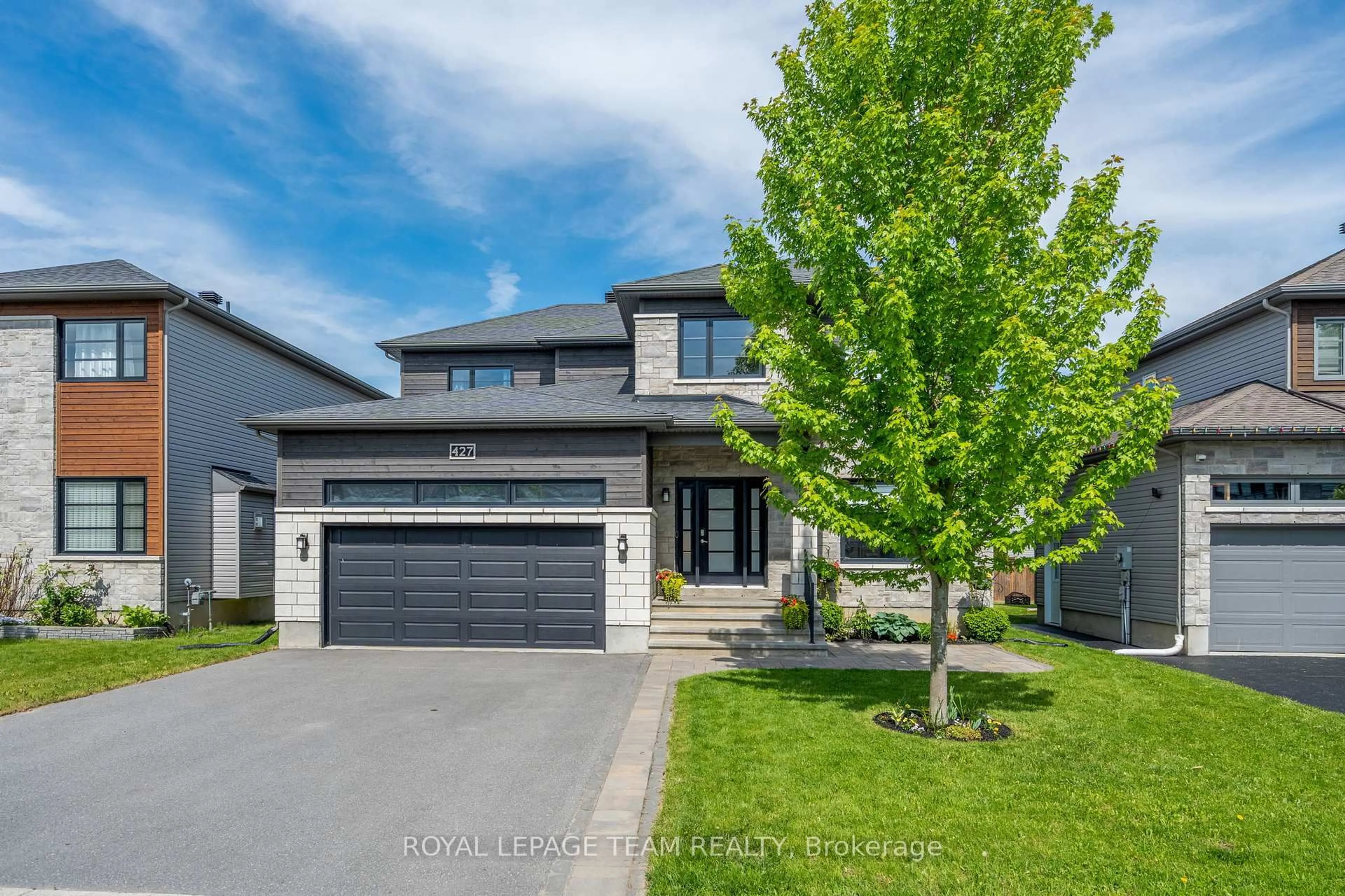 Home with brick exterior material, street for 427 Provence Ave, Russell Ontario K0A 1W0