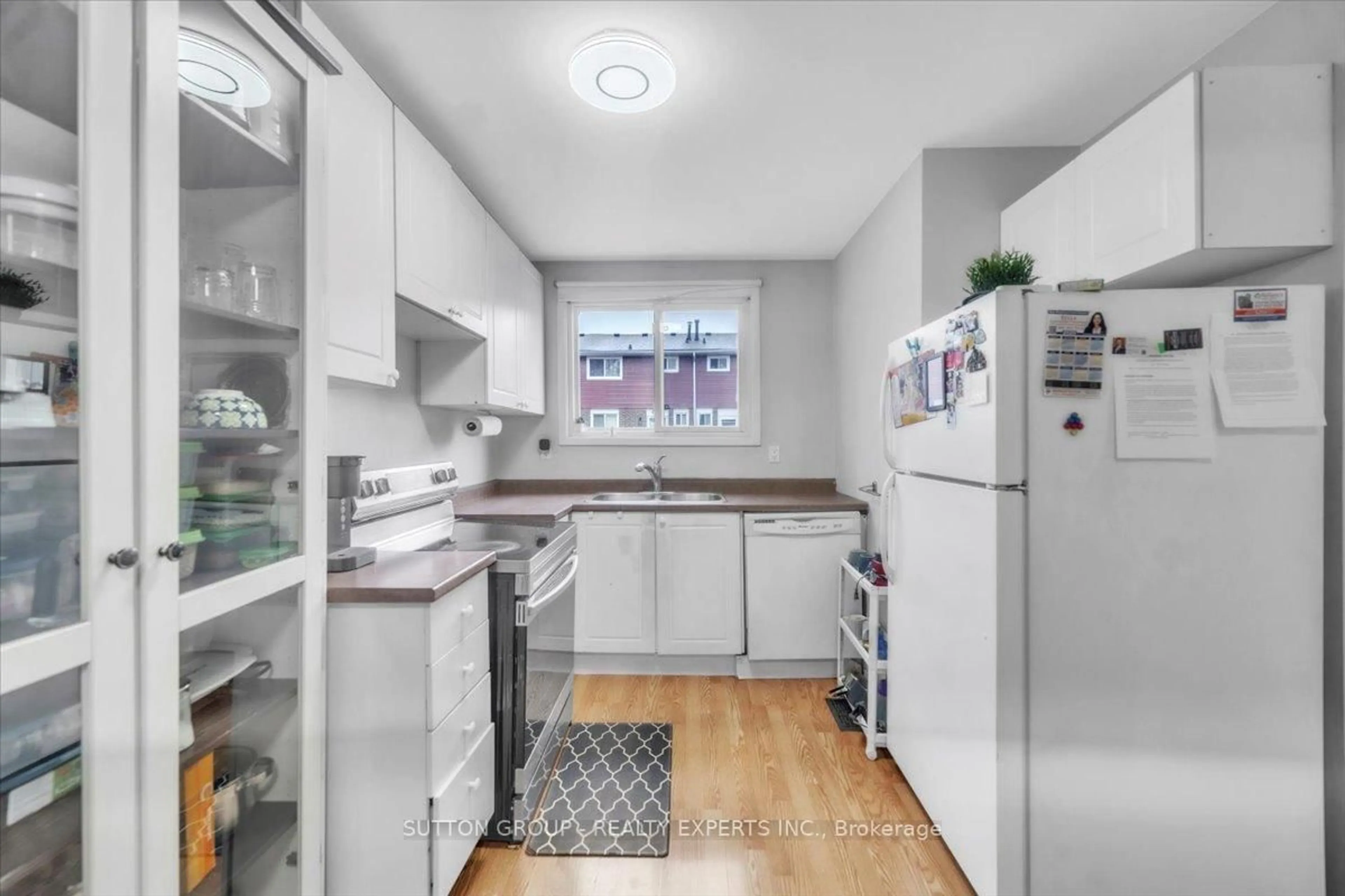 Standard kitchen, unknown for 120 Quigley Rd #32, Hamilton Ontario L8K 6L4