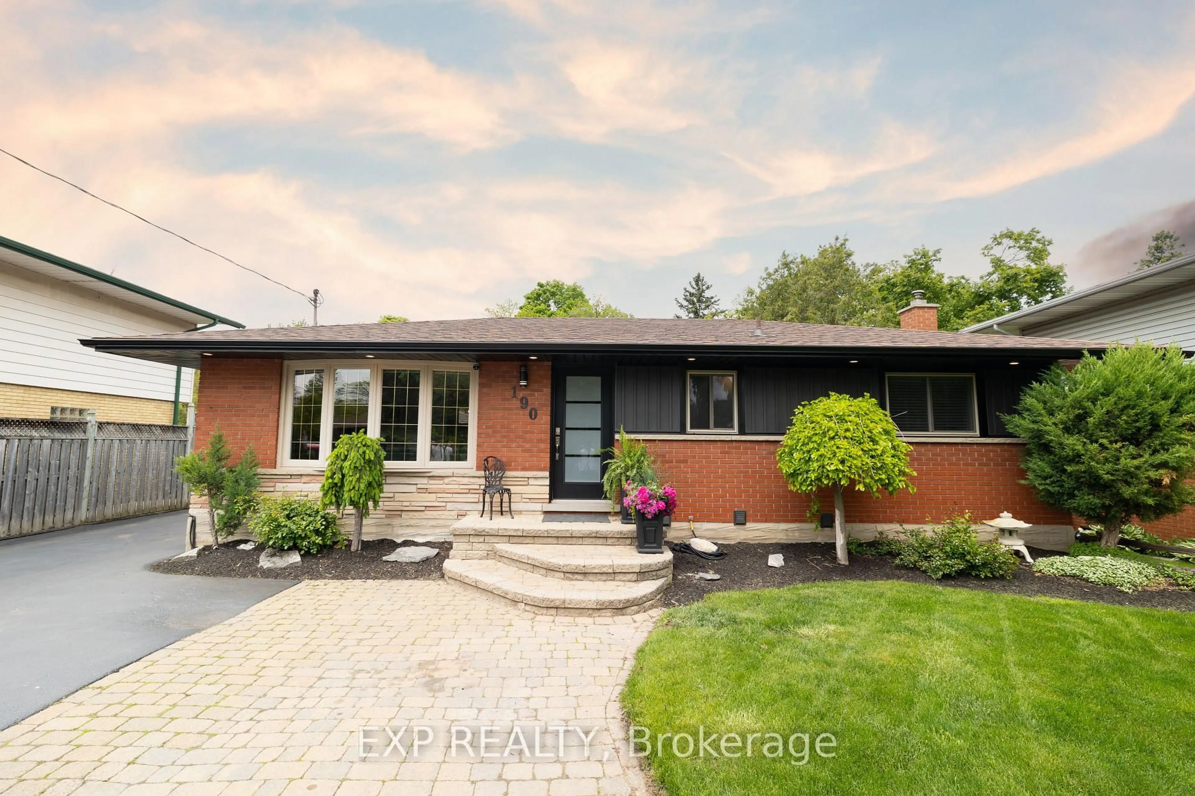 Home with brick exterior material, street for 190 Ross Ave, Kitchener Ontario N2A 1V6