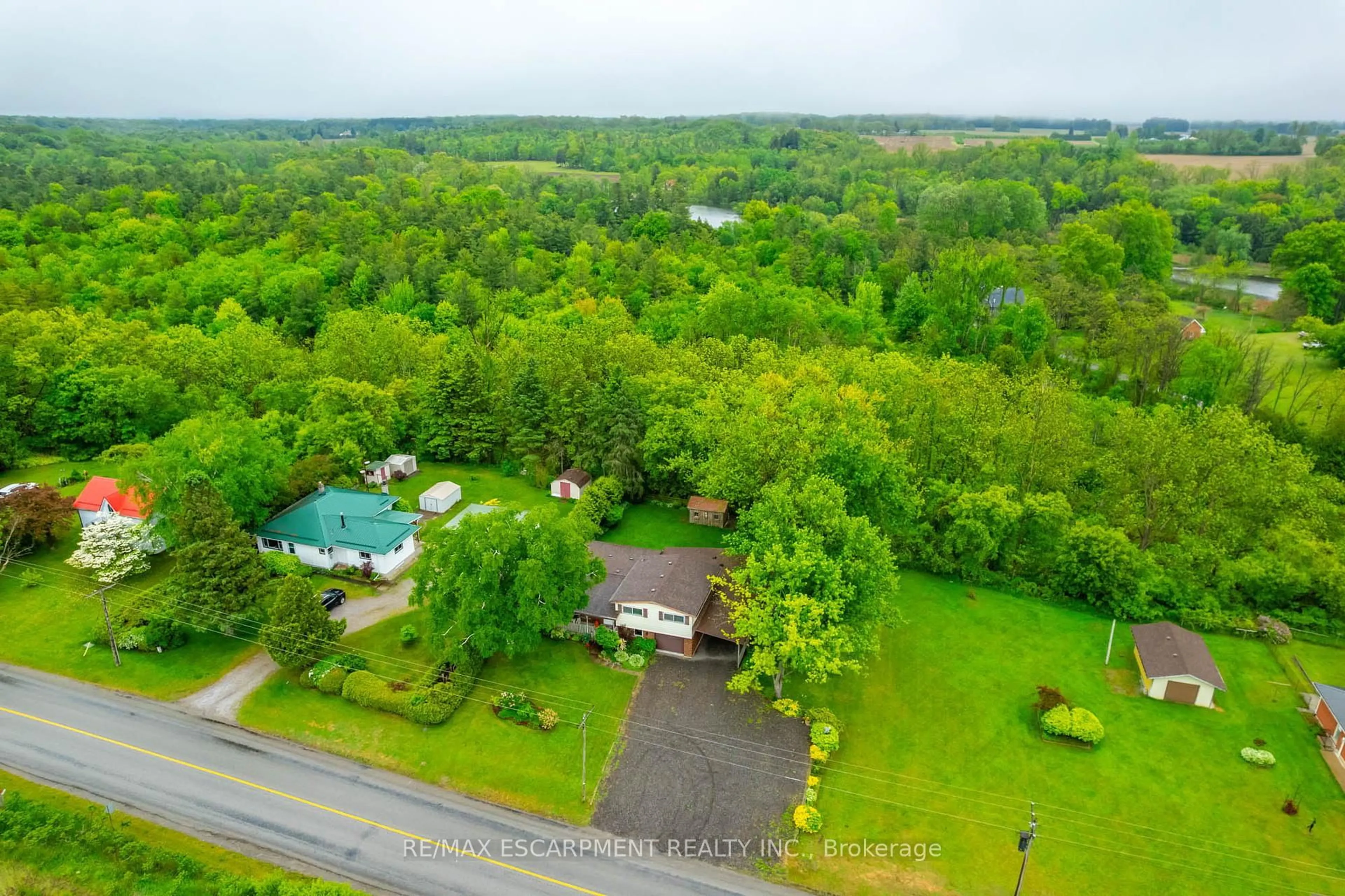 A pic from outside/outdoor area/front of a property/back of a property/a pic from drone, water/lake/river/ocean view for 1712 Vittoria Rd, Norfolk Ontario N0E 1W0