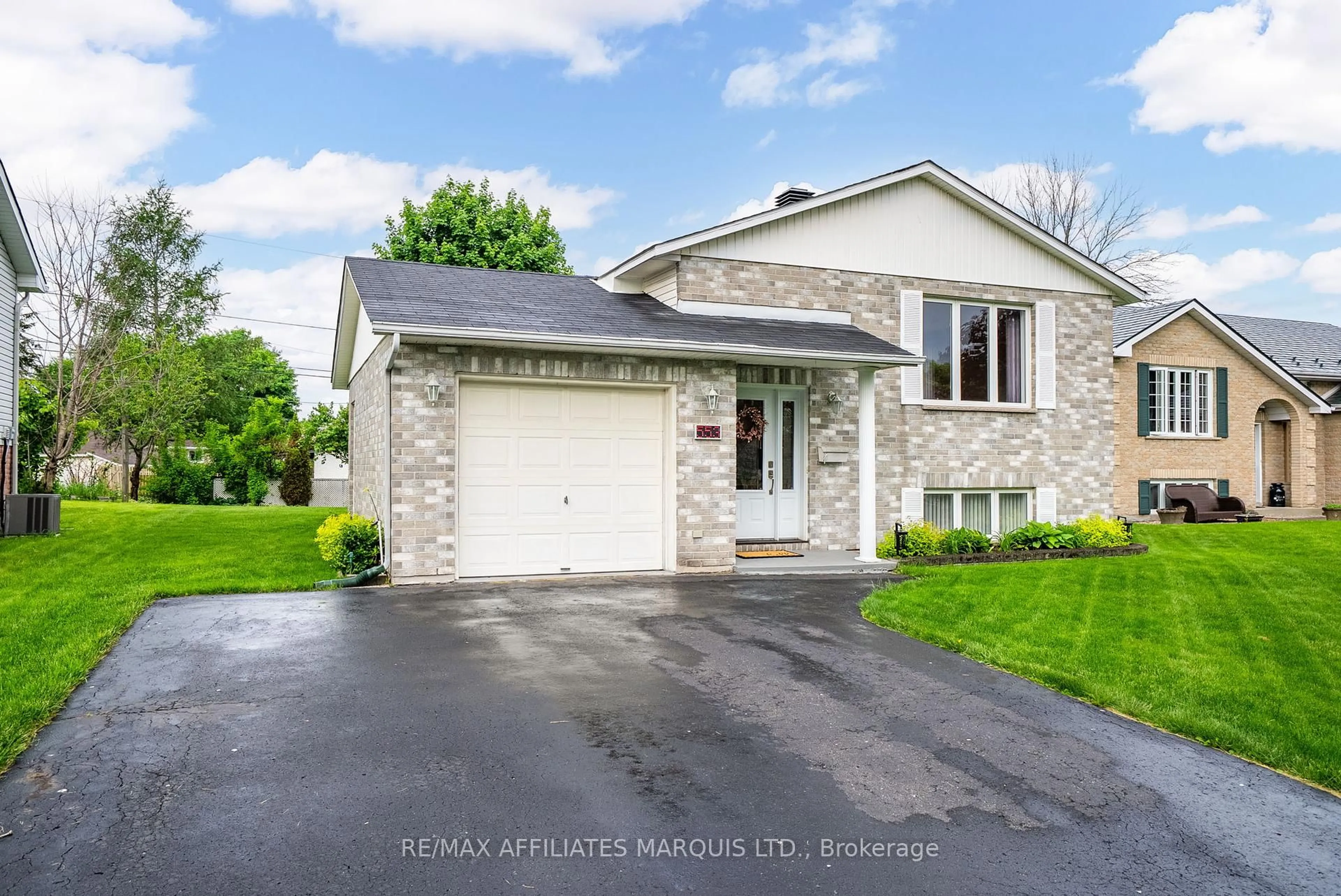 Unknown for 553 Jase St, Cornwall Ontario K6H 7G5
