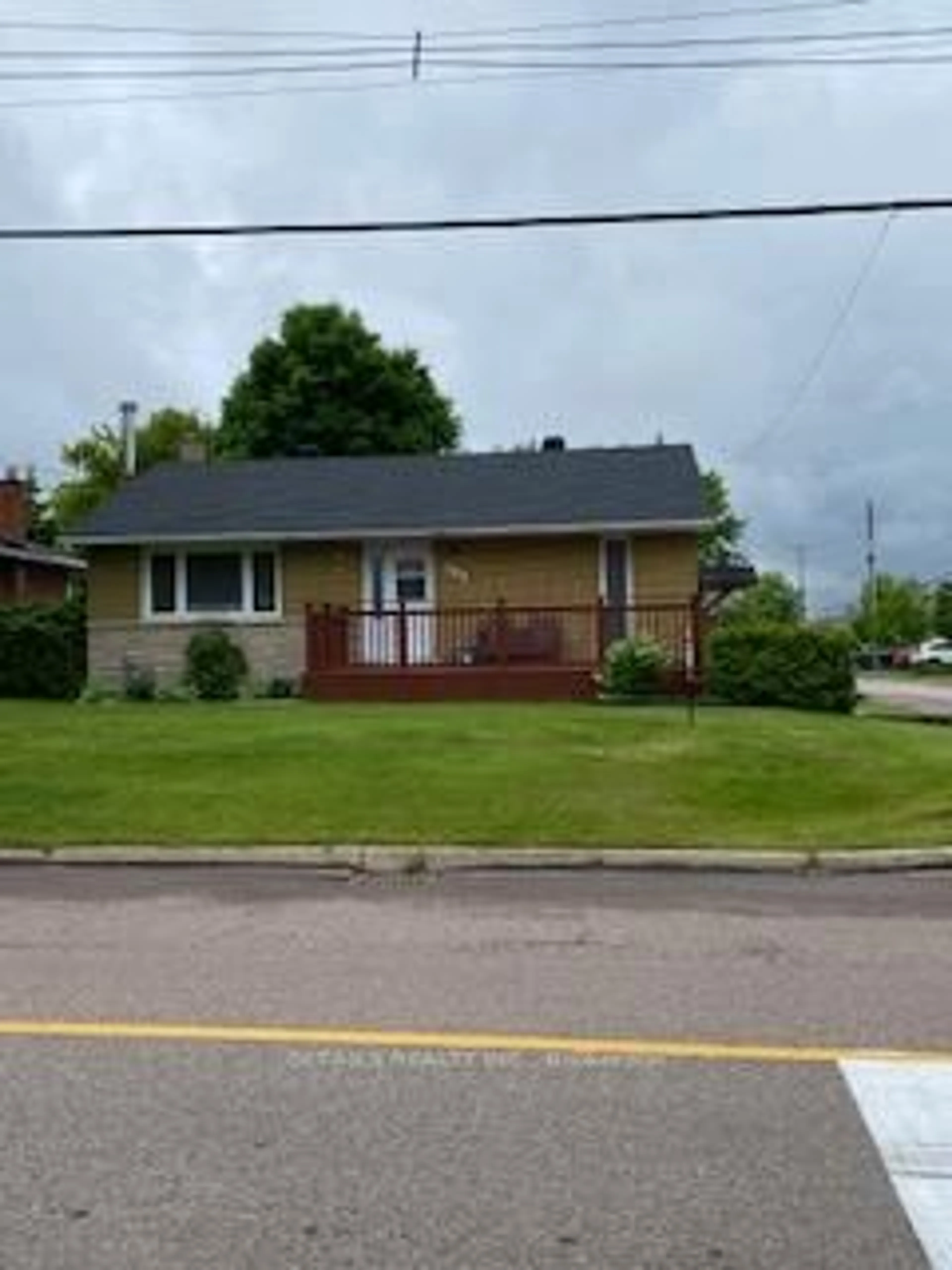 Unknown for 101 Charles St, Arnprior Ontario K7S 1A9
