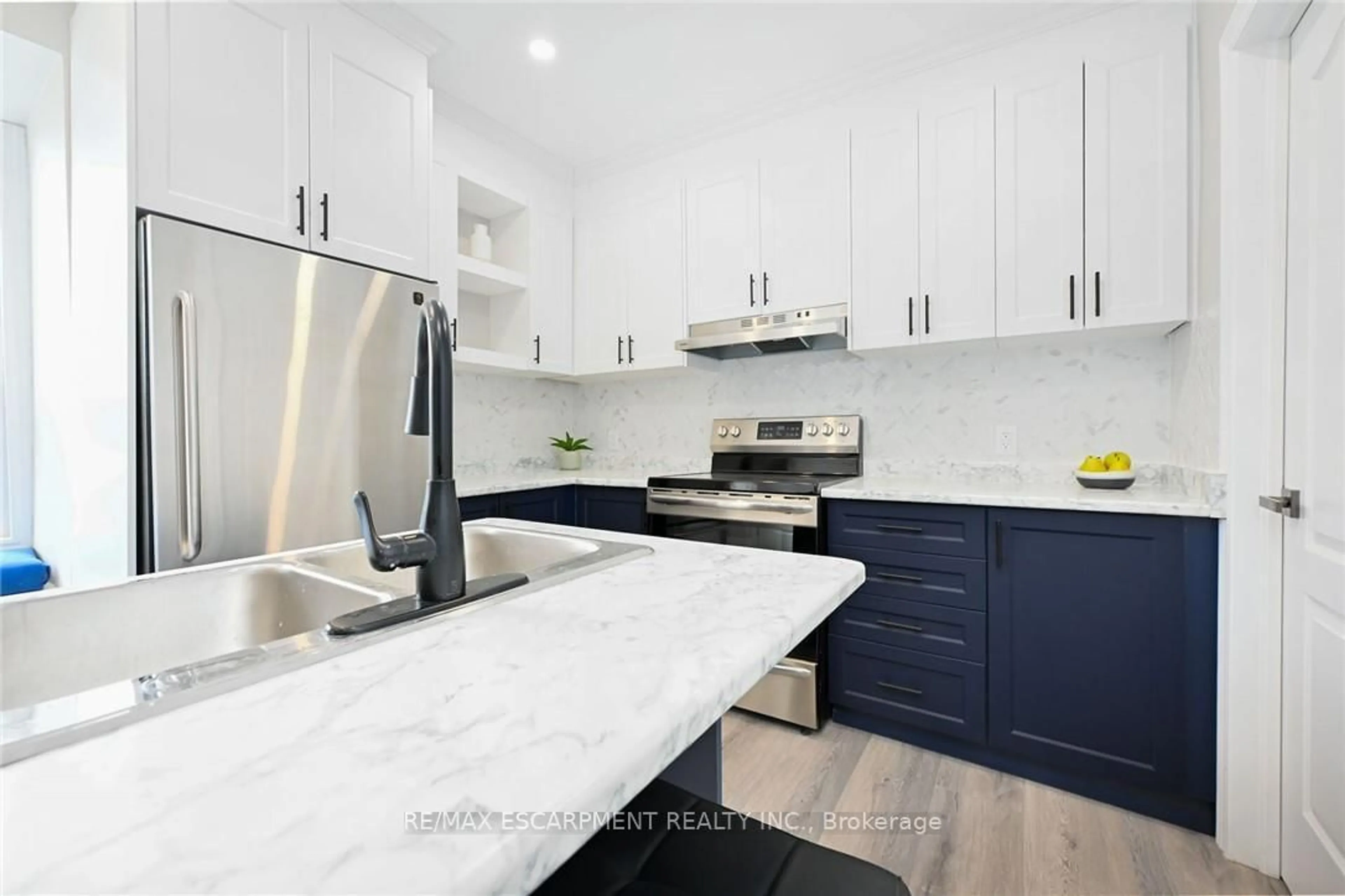 Unknown for 31 GREENAWAY Ave, Hamilton Ontario L8L 6C3