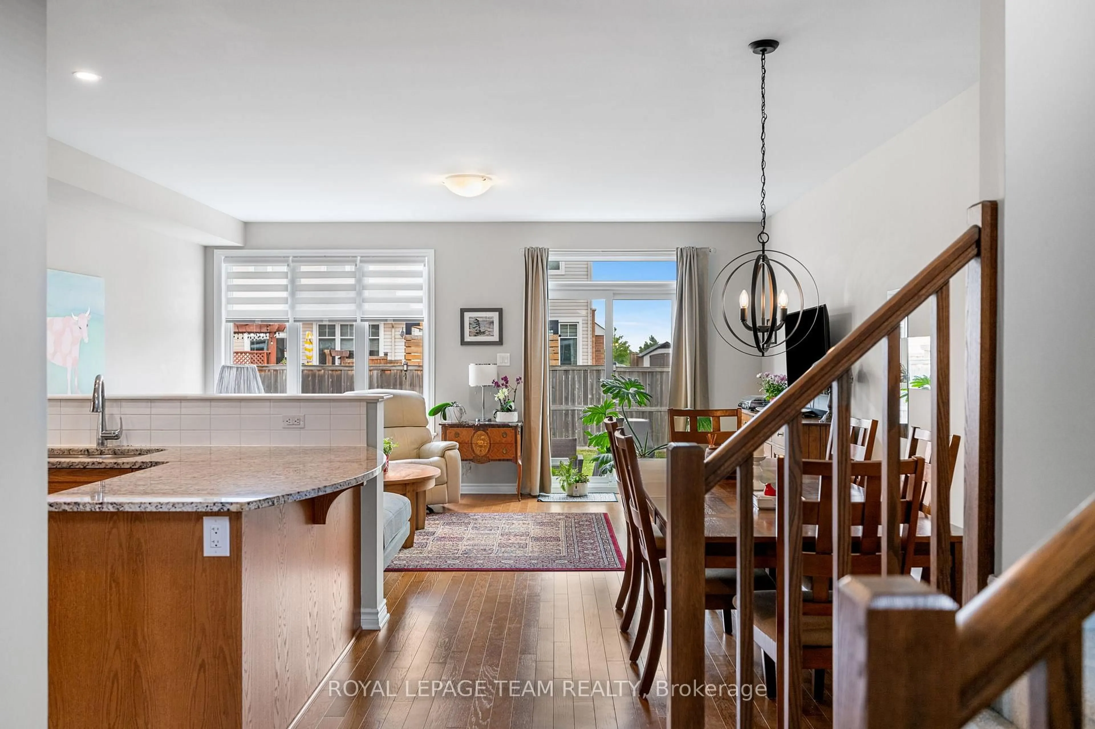 Open concept kitchen, unknown for 844 Cedar Creek Dr, Ottawa Ontario K1T 0B3