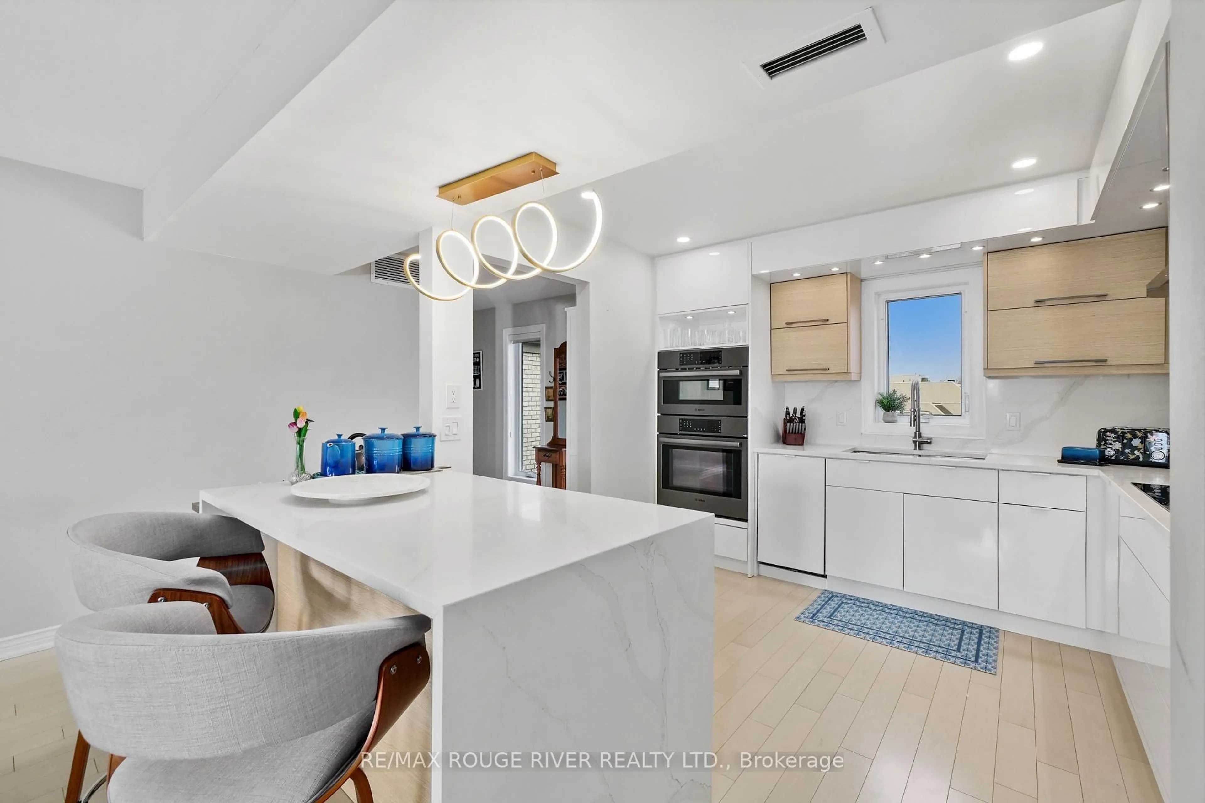 Open concept kitchen, ceramic/tile floor for 107 Marisa Lane #406, Cobourg Ontario K9A 5N6