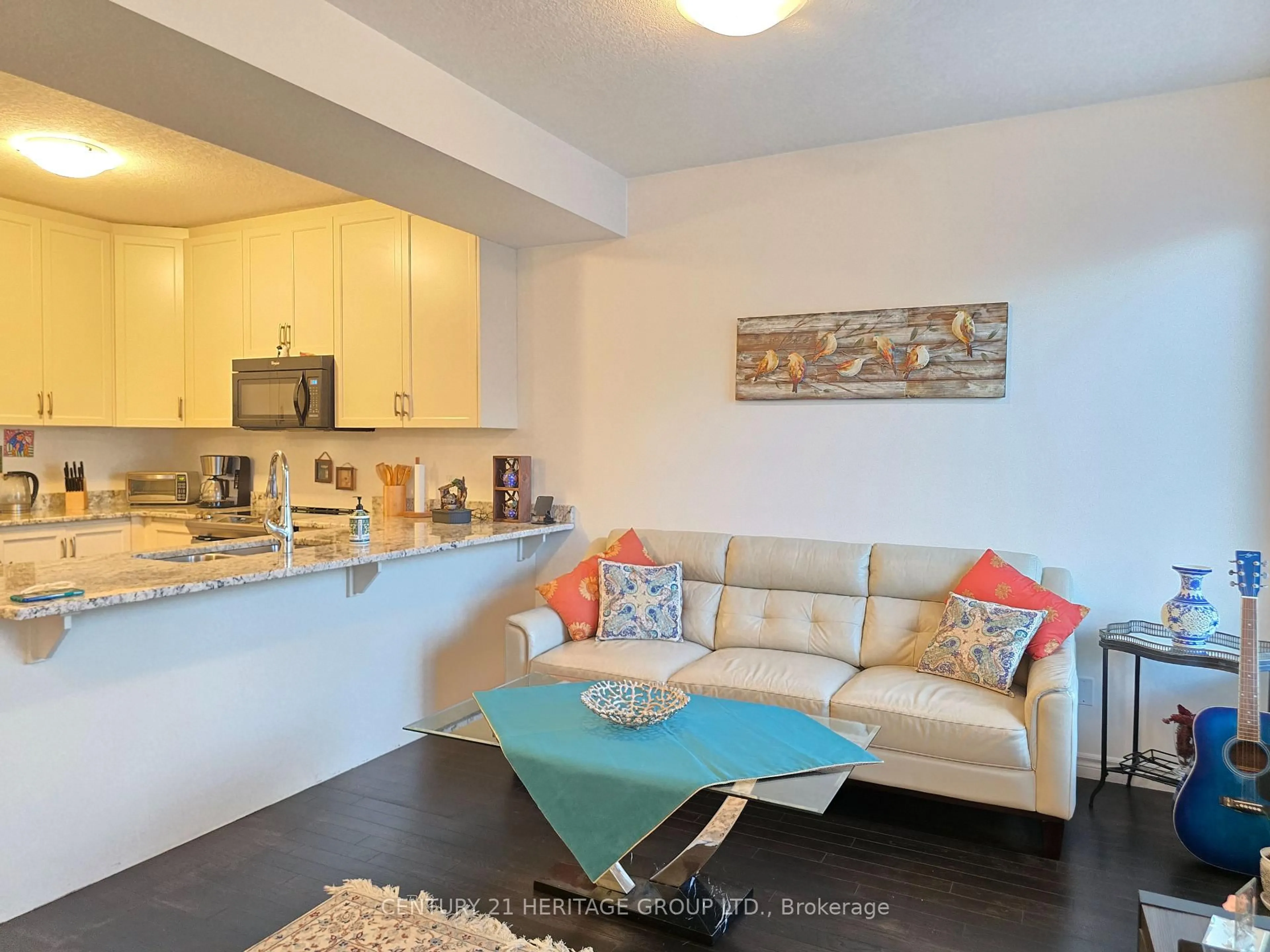 Living room with furniture, unknown for 18 Spring Creek St, Kitchener Ontario N2A 0G3