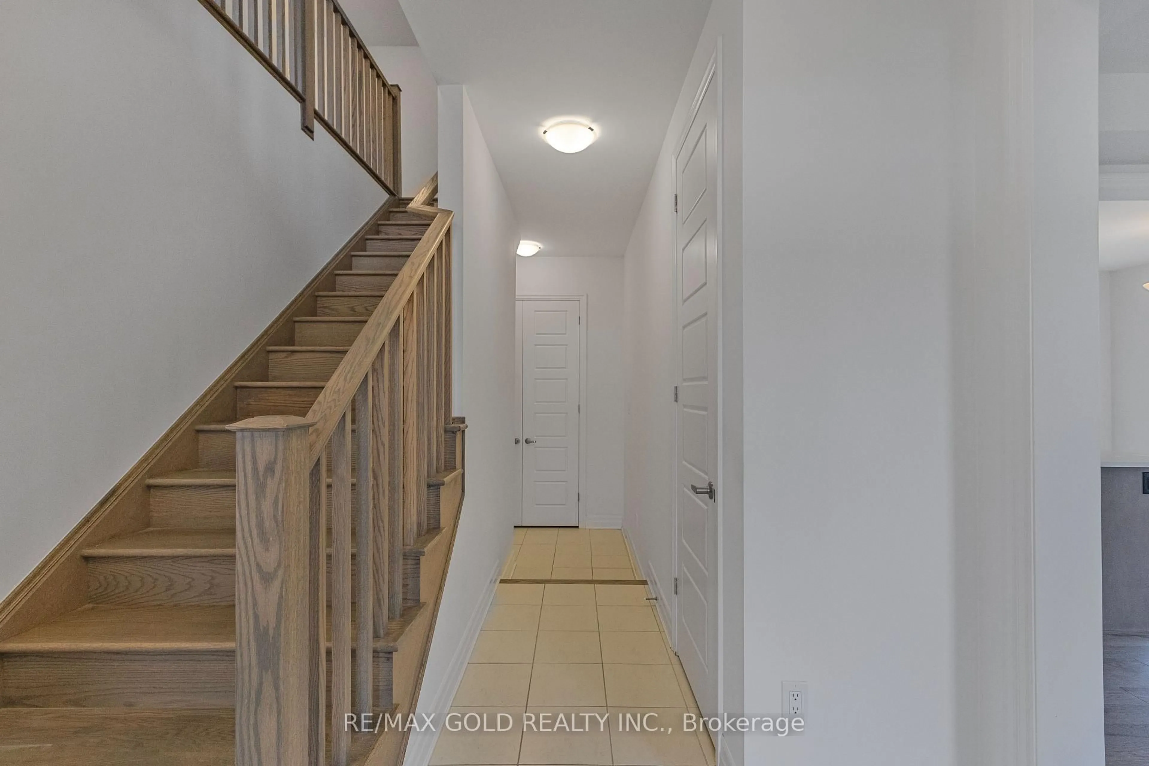 Unknown for 165 Forestwalk St, Kitchener Ontario N2R 0T2