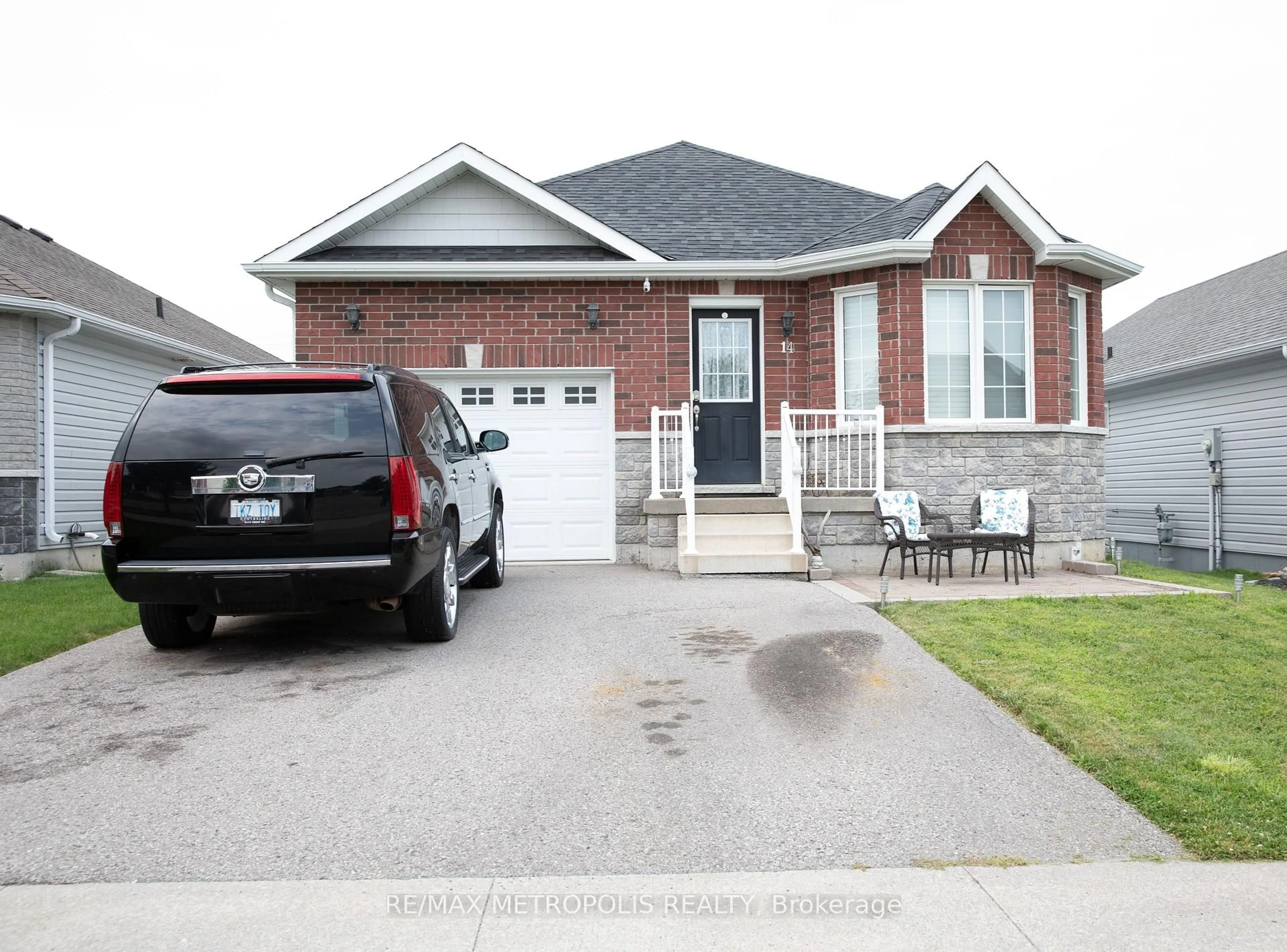 Home with brick exterior material, street for 14 Lisbeth Cres, Kawartha Lakes Ontario K9V 0B7