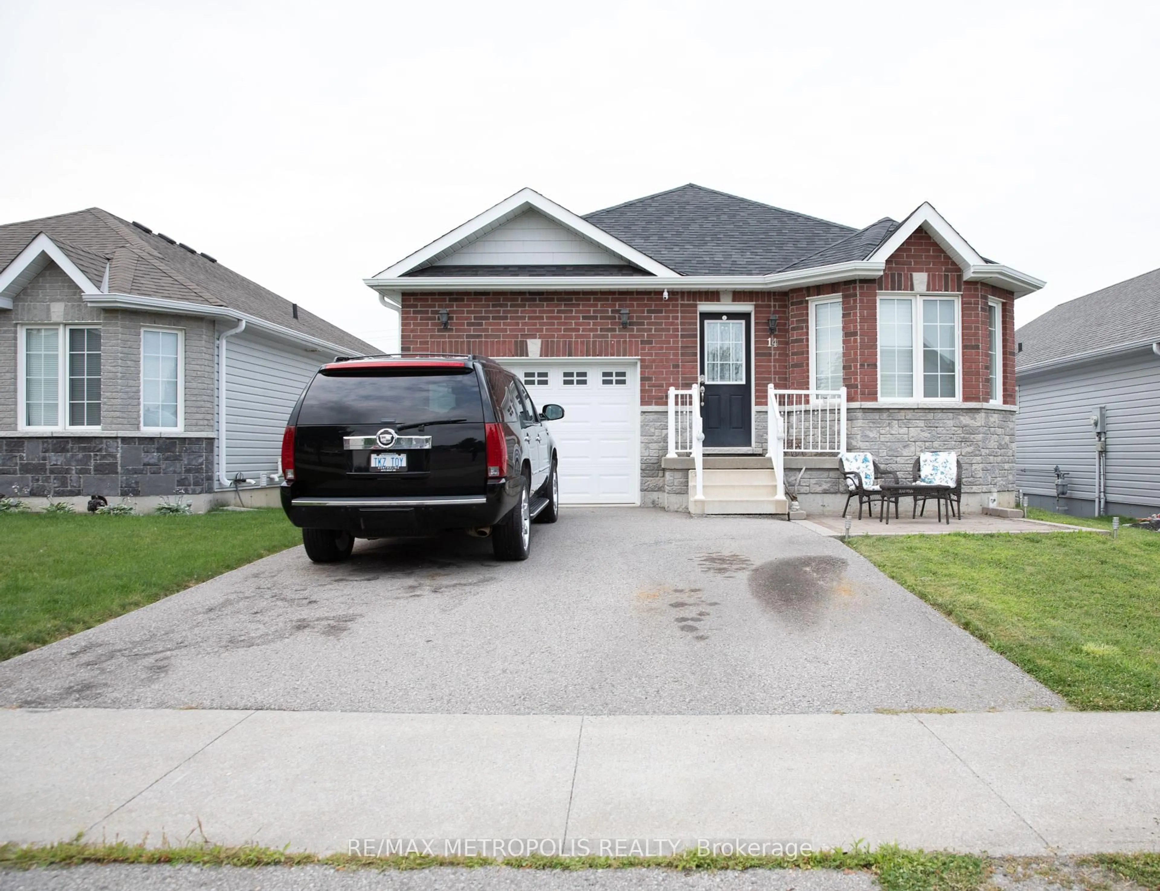 Home with brick exterior material, street for 14 Lisbeth Cres, Kawartha Lakes Ontario K9V 0B7