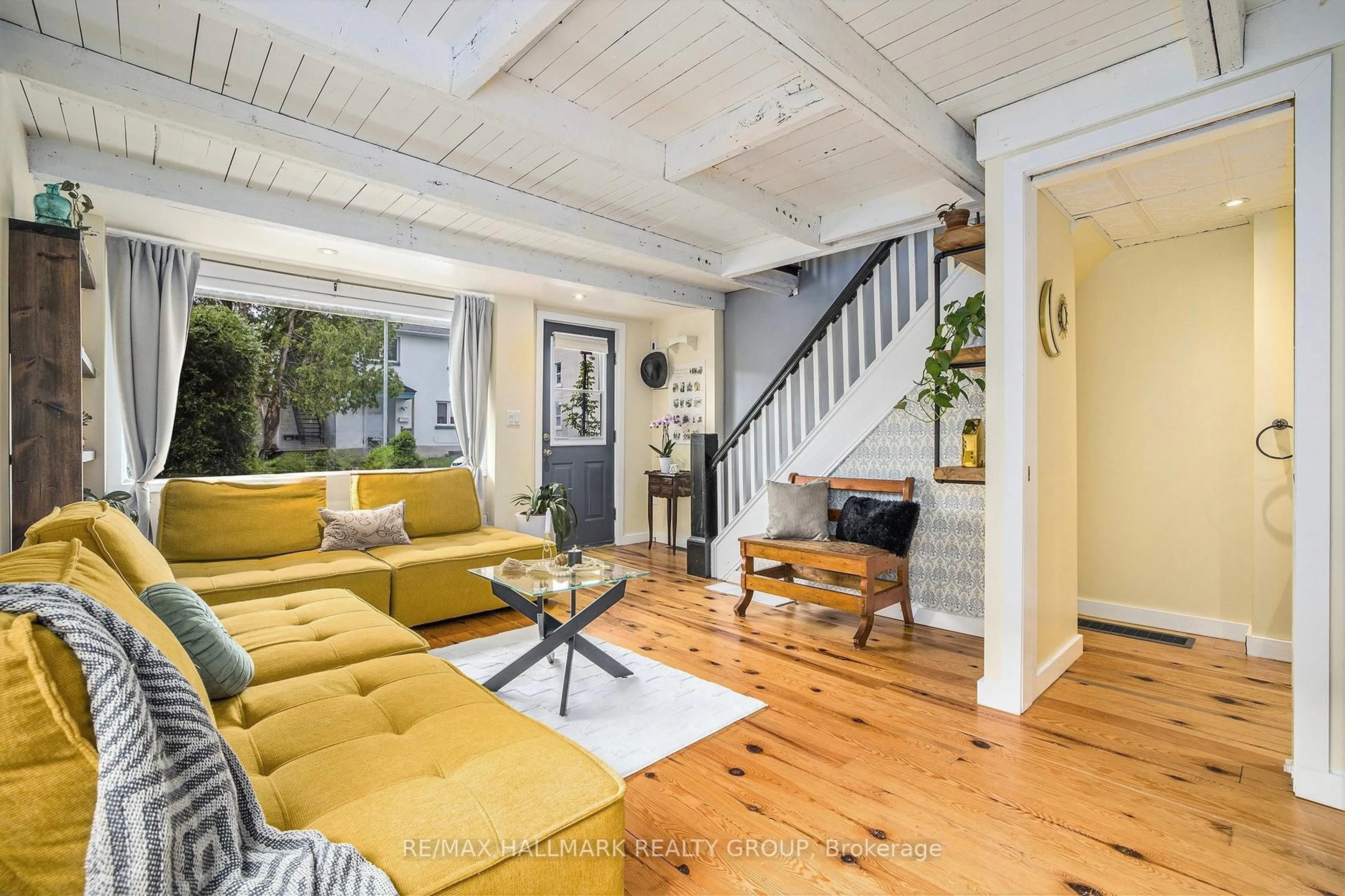 Living room with furniture, unknown for 125 Marier Ave, Ottawa Ontario K1L 5R9