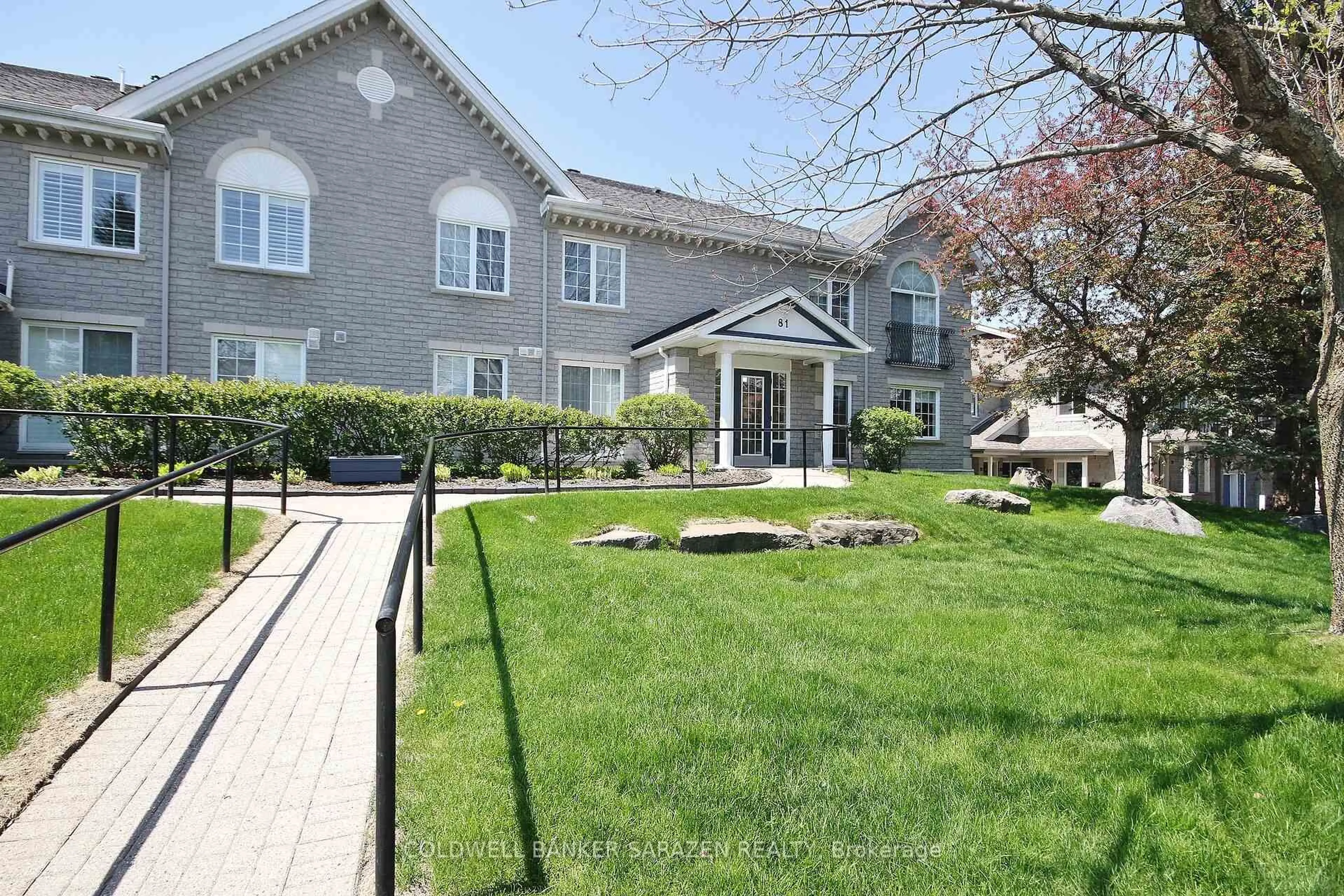 Patio, street for 81 Robson Crt #1D, Ottawa Ontario K2K 2W1
