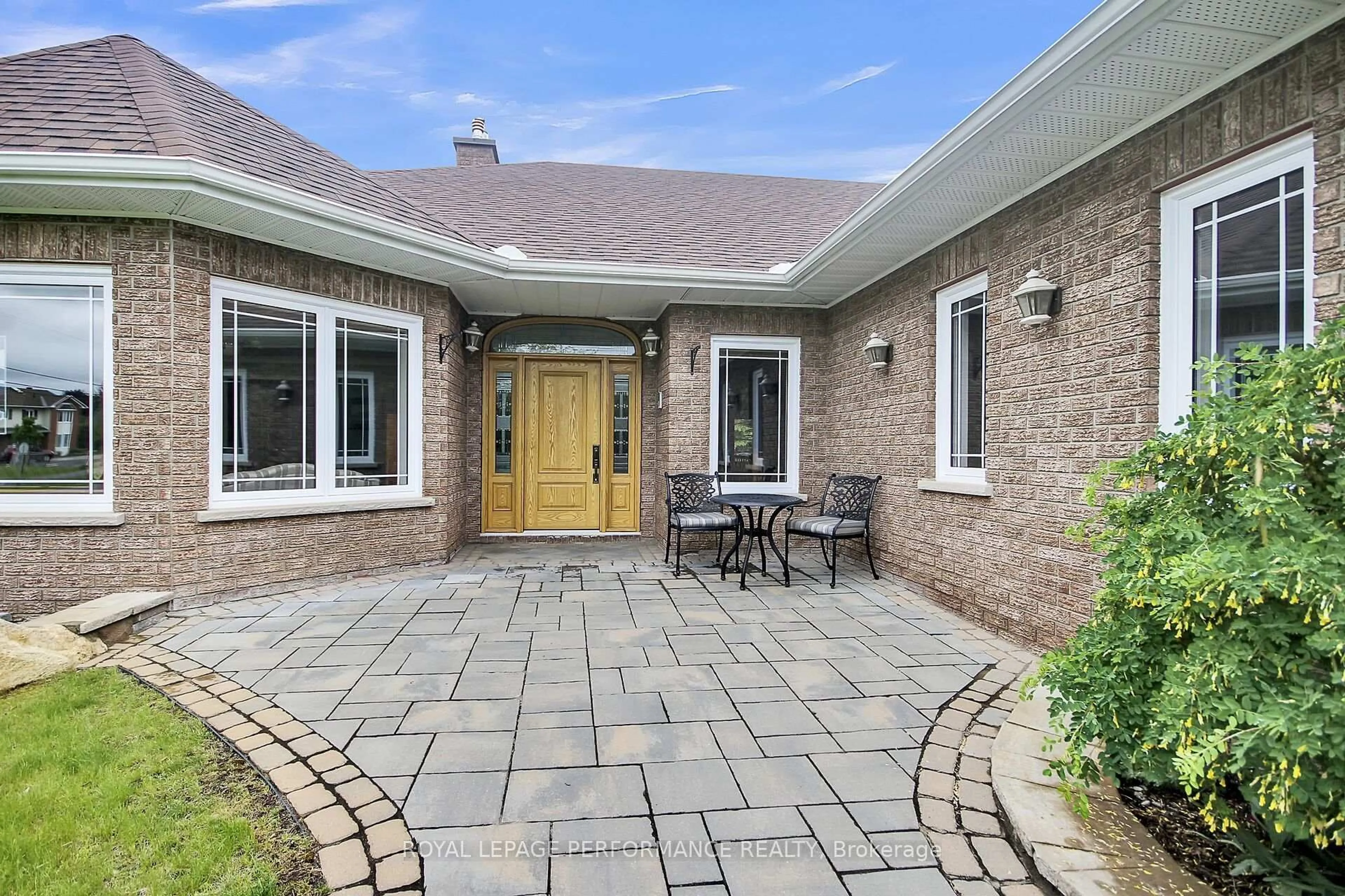 Unknown for 1292 Ben Royal Ave, Ottawa Ontario K4P 1A3