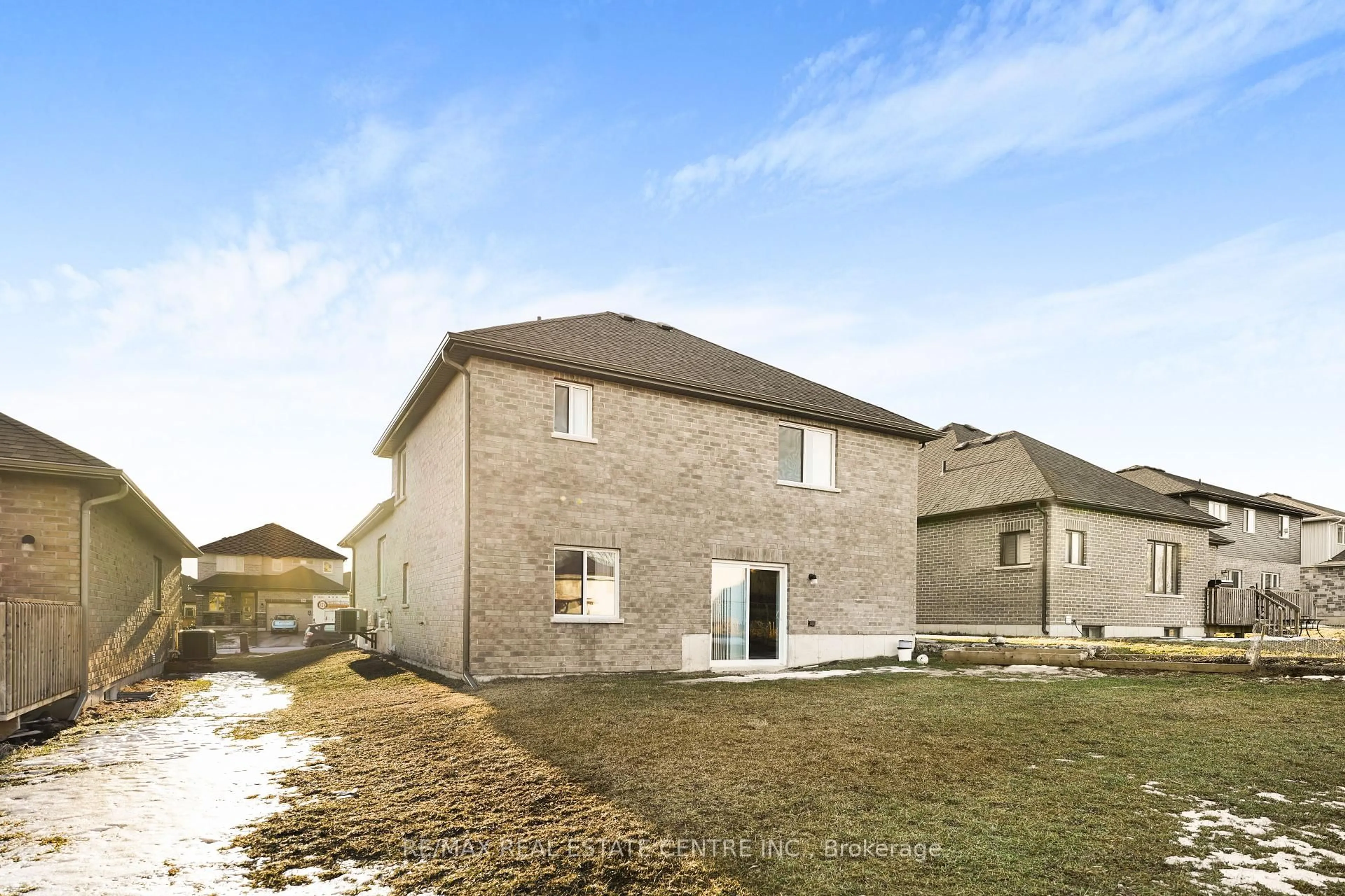 Unknown for 28 Stonecrest Blvd, Quinte West Ontario K8R 0A4