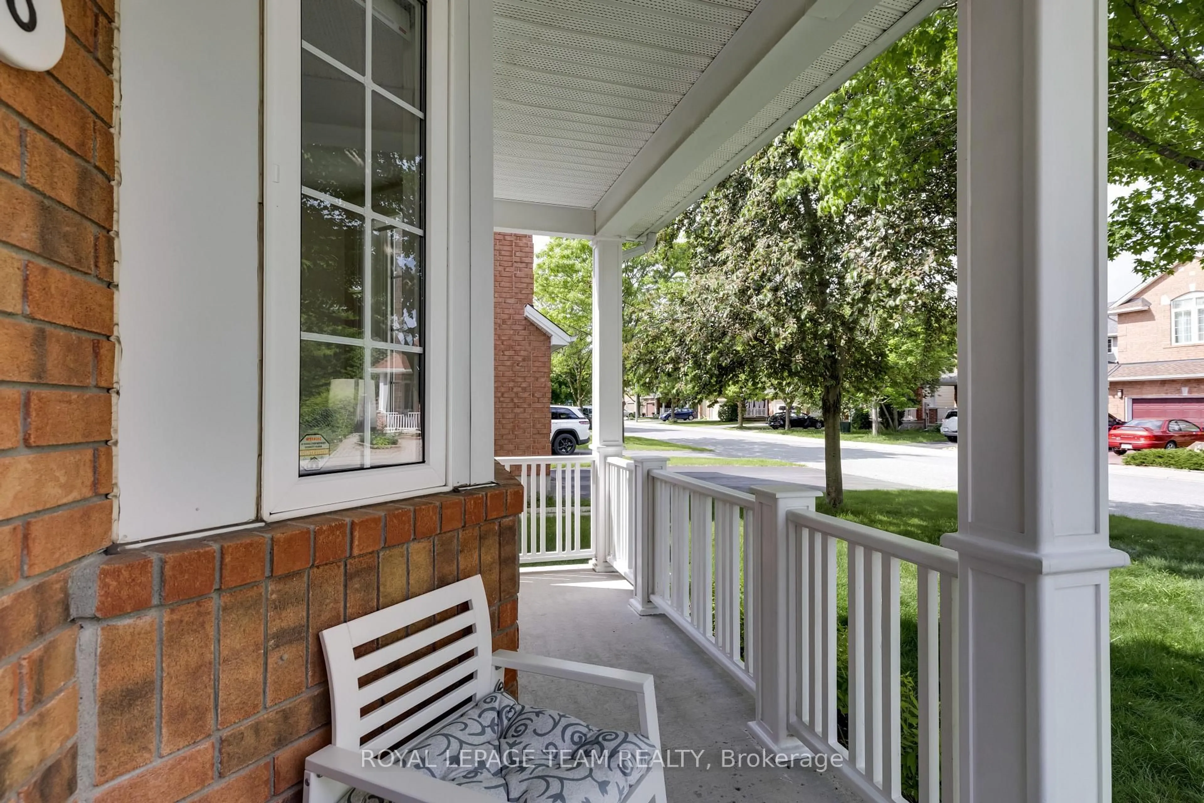 Patio, street for 18 DRYSDALE St, Kanata Ontario K2K 3L3