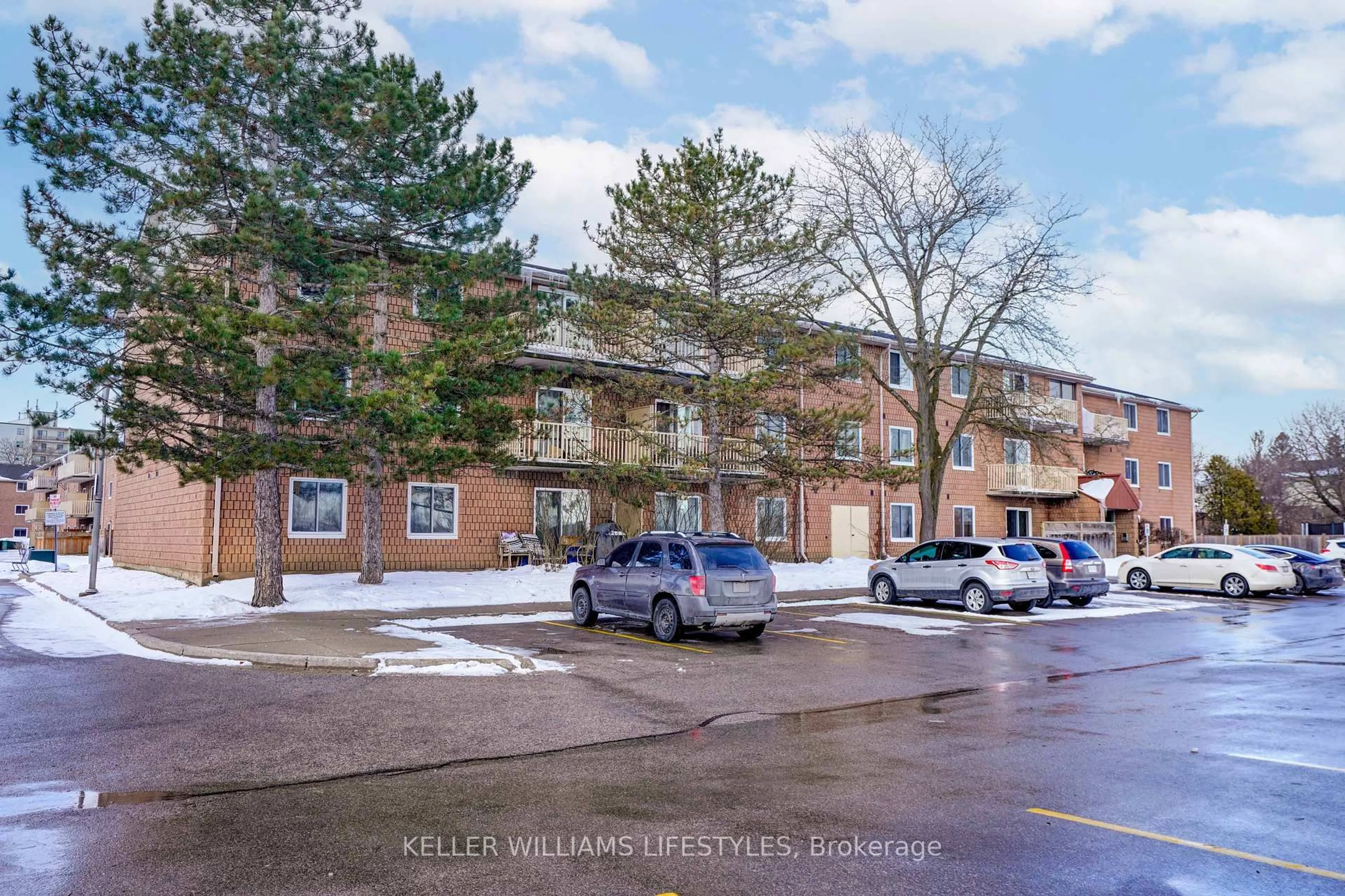 Unknown for 1586 Ernest Ave #303, London South Ontario N6E 1Y1