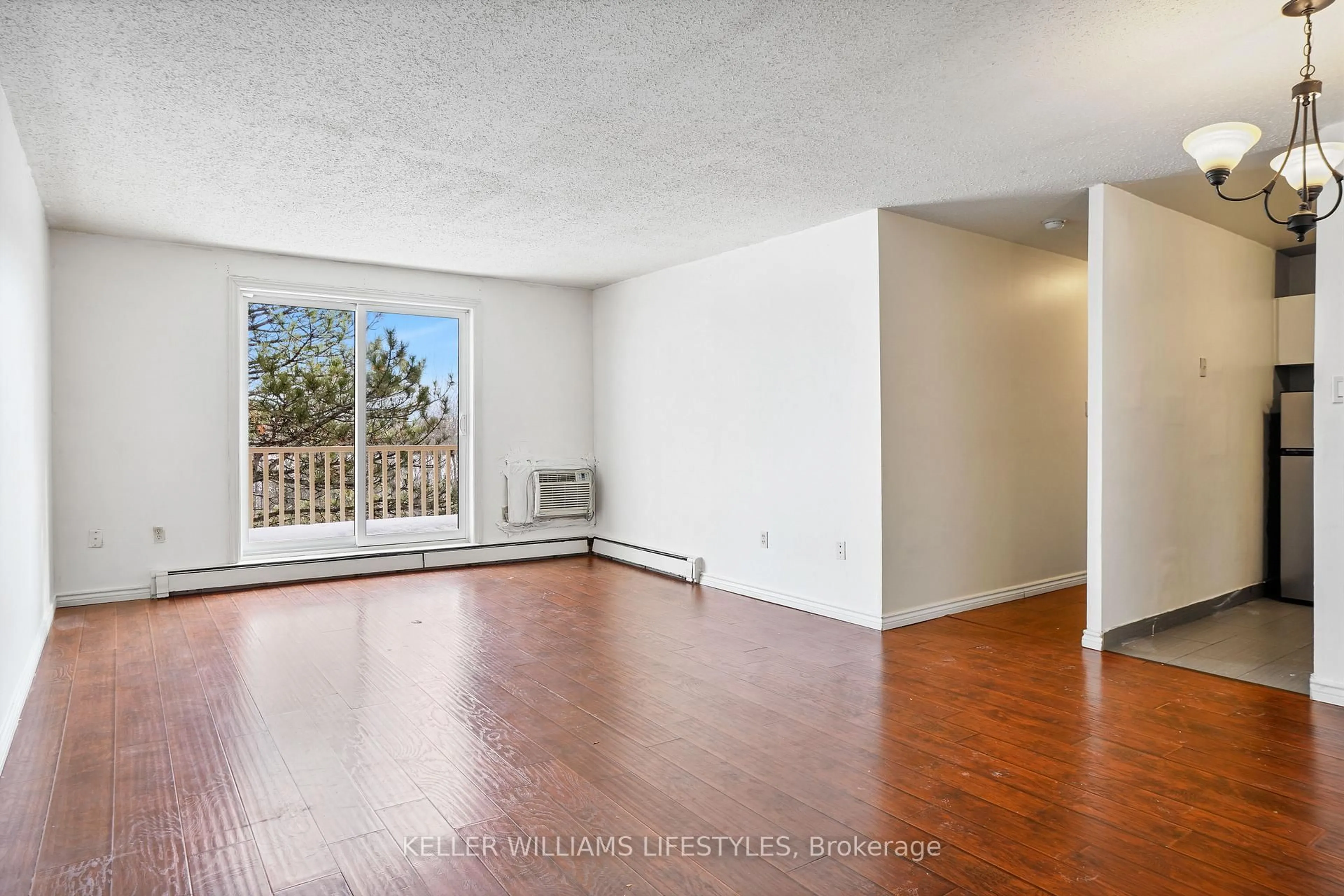 A pic of a room for 1586 Ernest Ave #303, London South Ontario N6E 1Y1