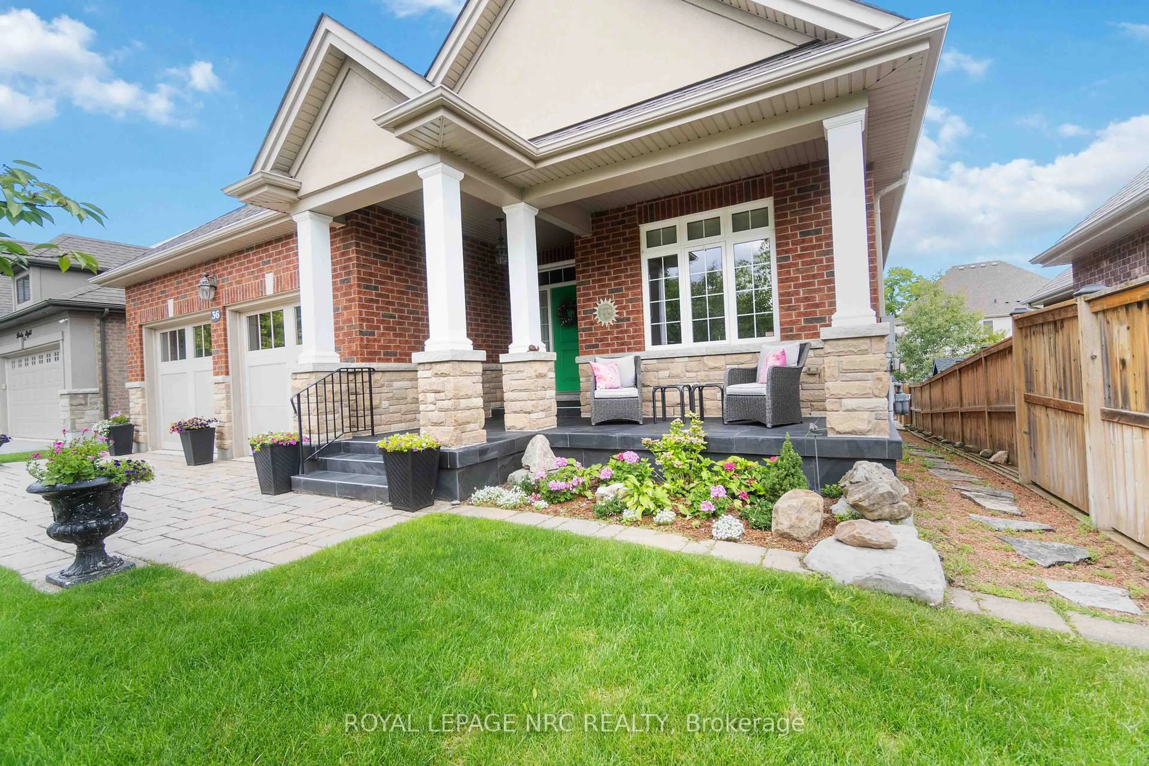 Home with brick exterior material, street for 36 HICKORY Ave, Niagara-on-the-Lake Ontario L0S 1J1