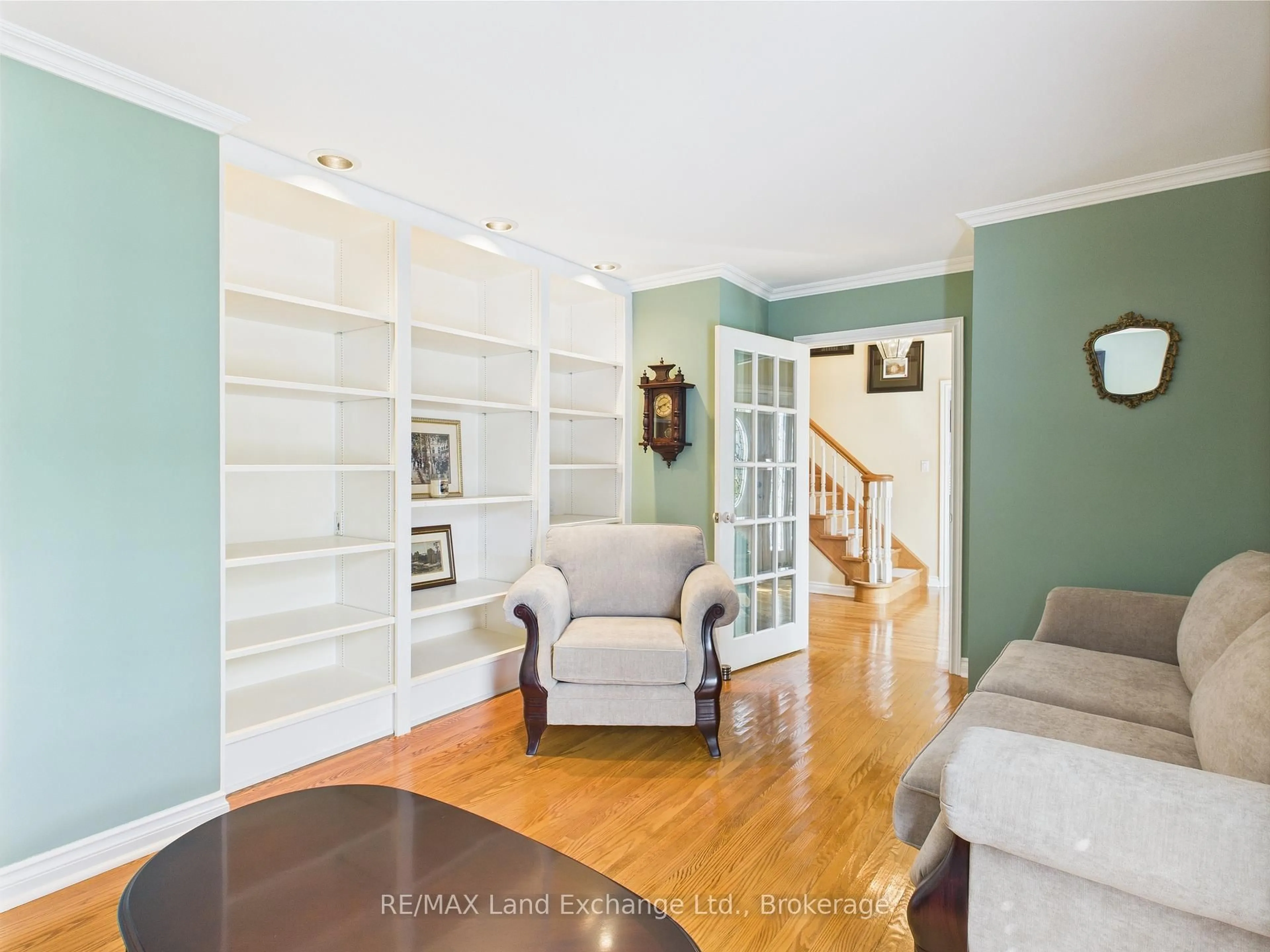 Living room with furniture, unknown for 4 Eastwood Cres, Kincardine Ontario N0G 2T0