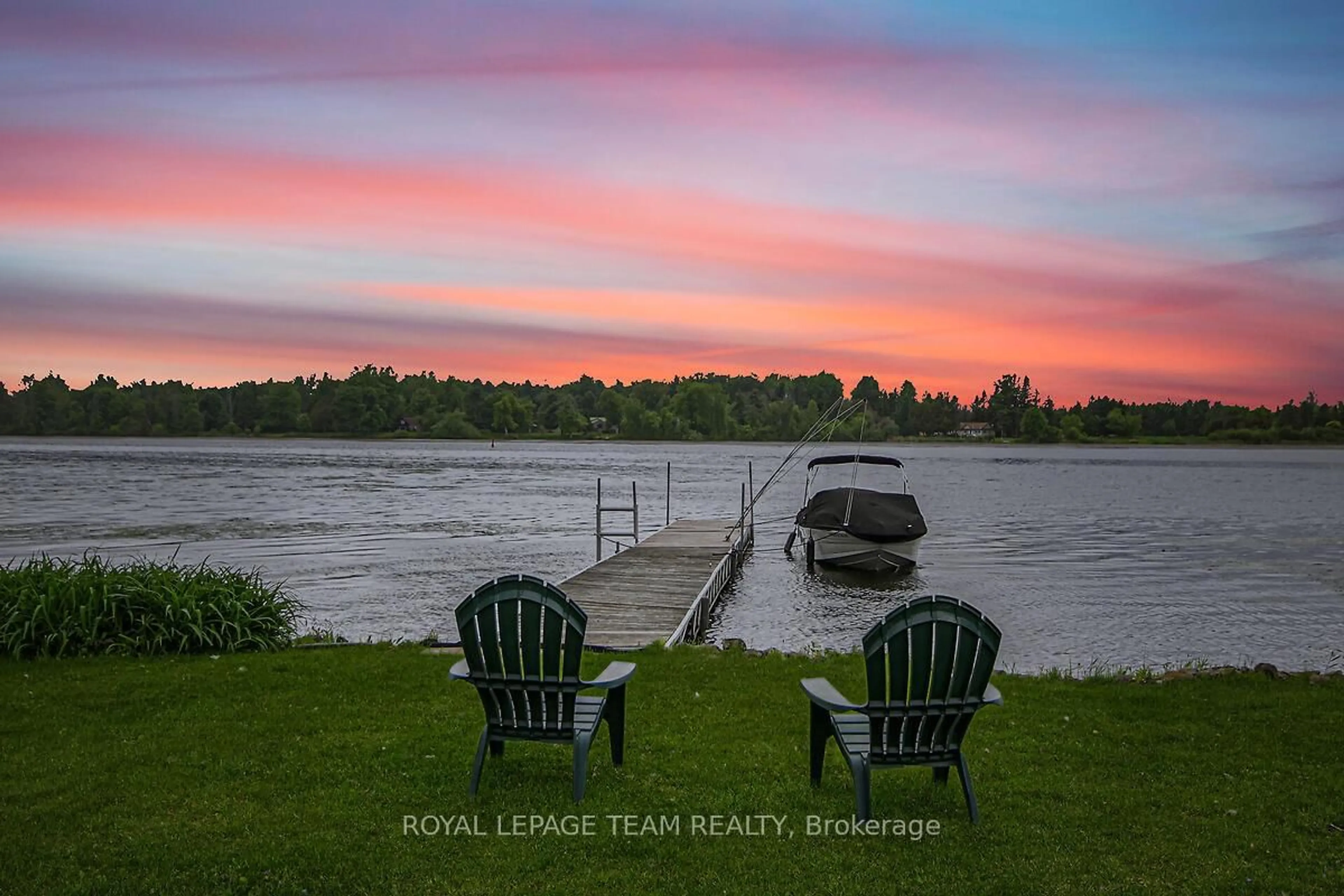 Blurry image for 3758 Mapleshore Dr, North Grenville Ontario K0G 1J0