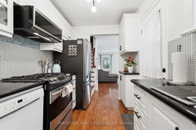 Additional image 18 of 75 Ray St