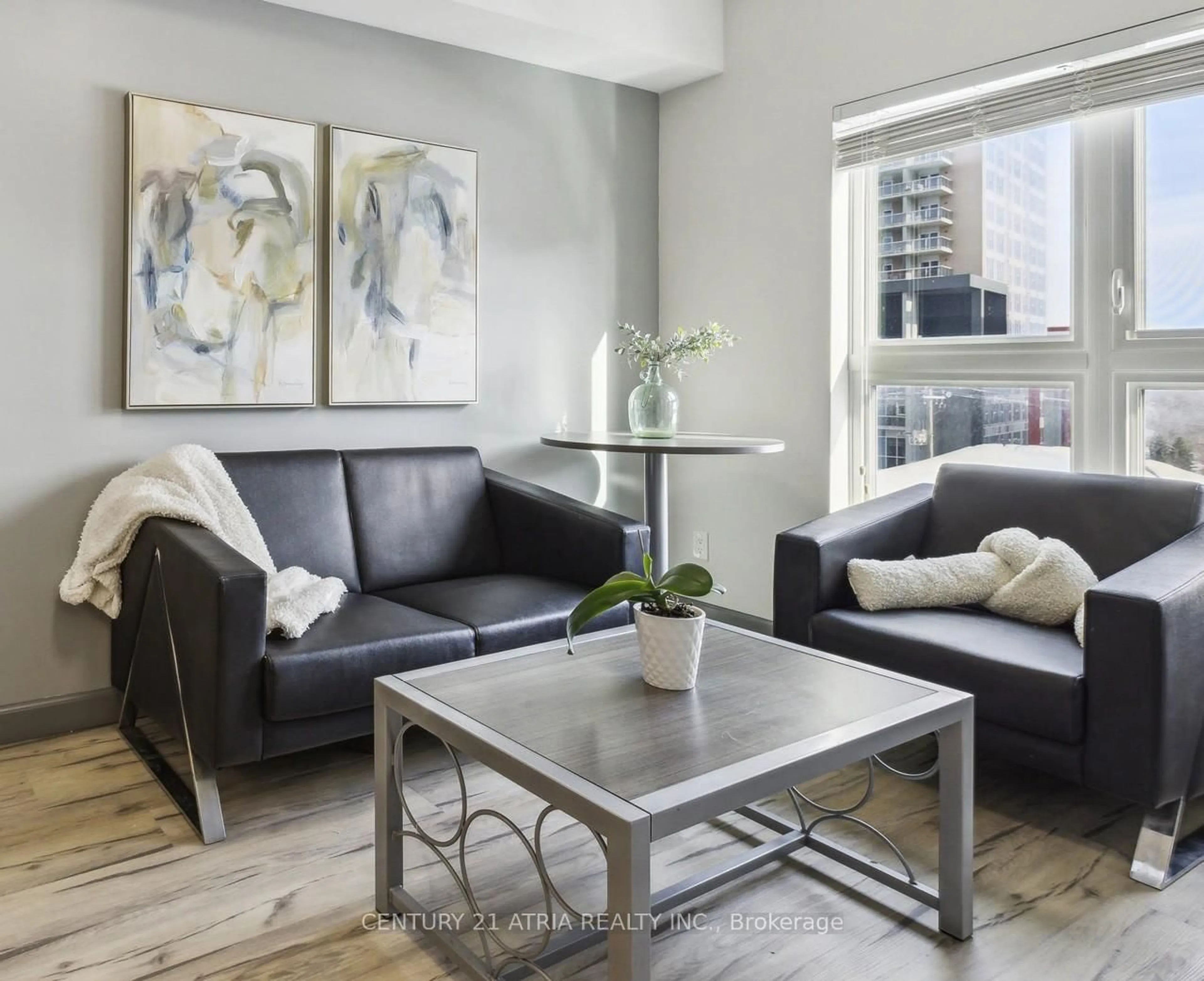 Living room with furniture, unknown for 258 A SUNVIEW St #1615, Waterloo Ontario N2L 0H6