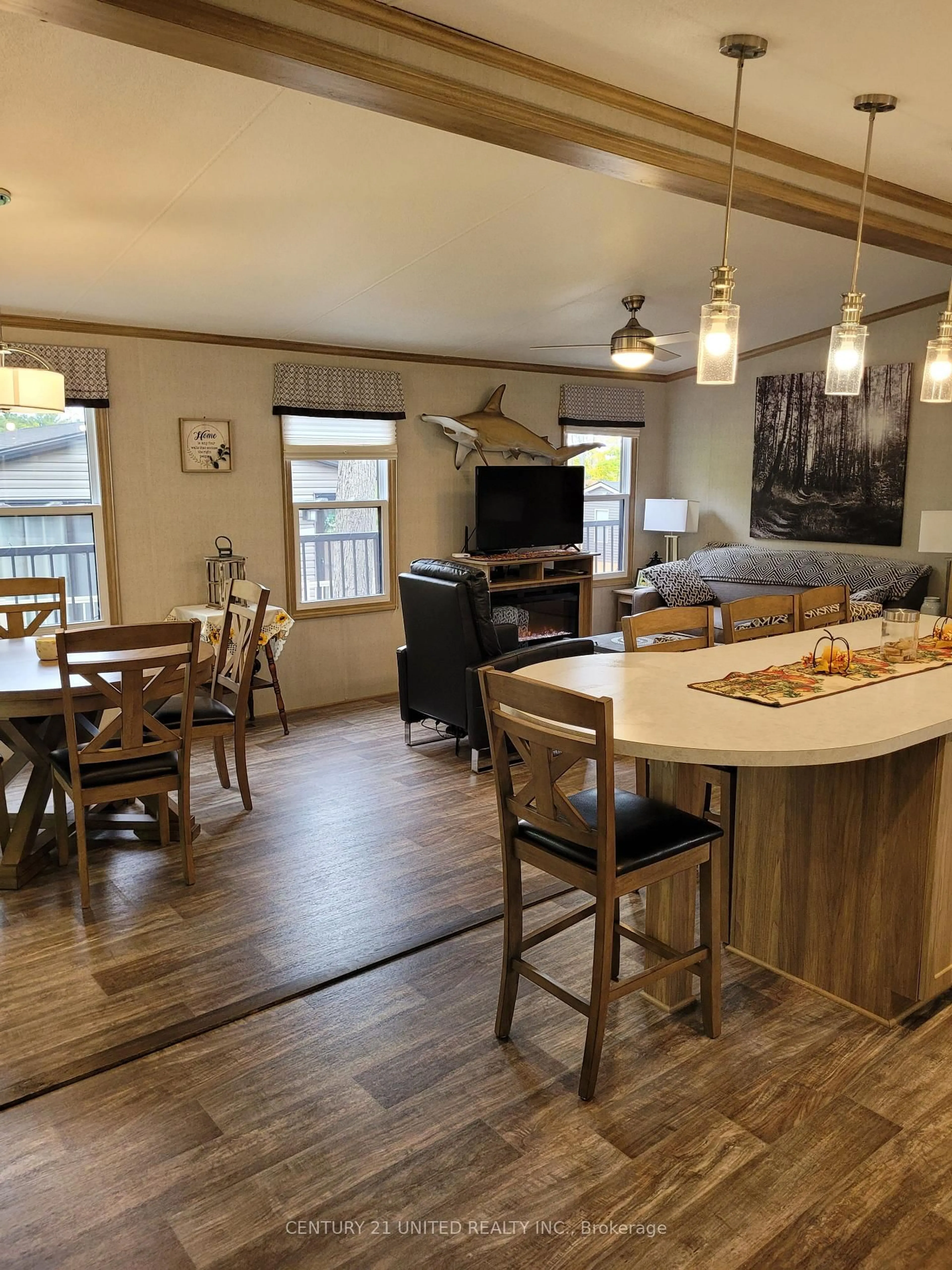 Open concept kitchen, wood/laminate floor for 1235 Villiers Line #36 Cherryhill Ln, Otonabee-South Monaghan Ontario K0L 1Y0