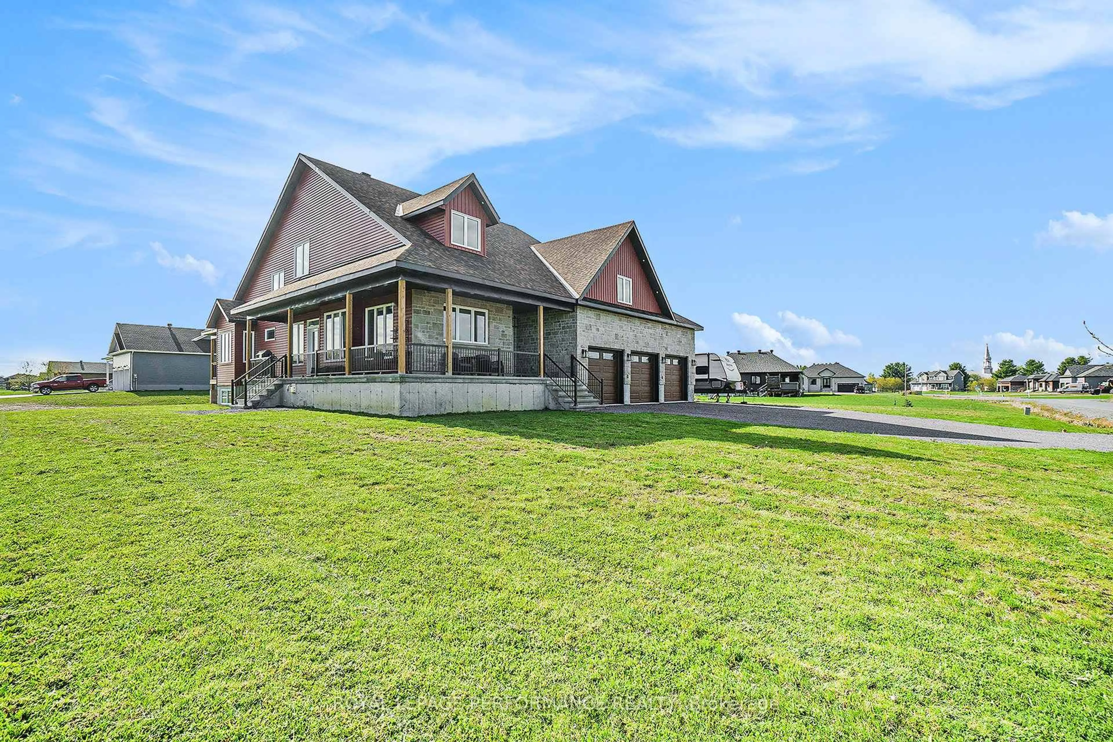 A pic from outside/outdoor area/front of a property/back of a property/a pic from drone, water/lake/river/ocean view for 209 Des Violettes St, Clarence-Rockland Ontario K0A 2A0