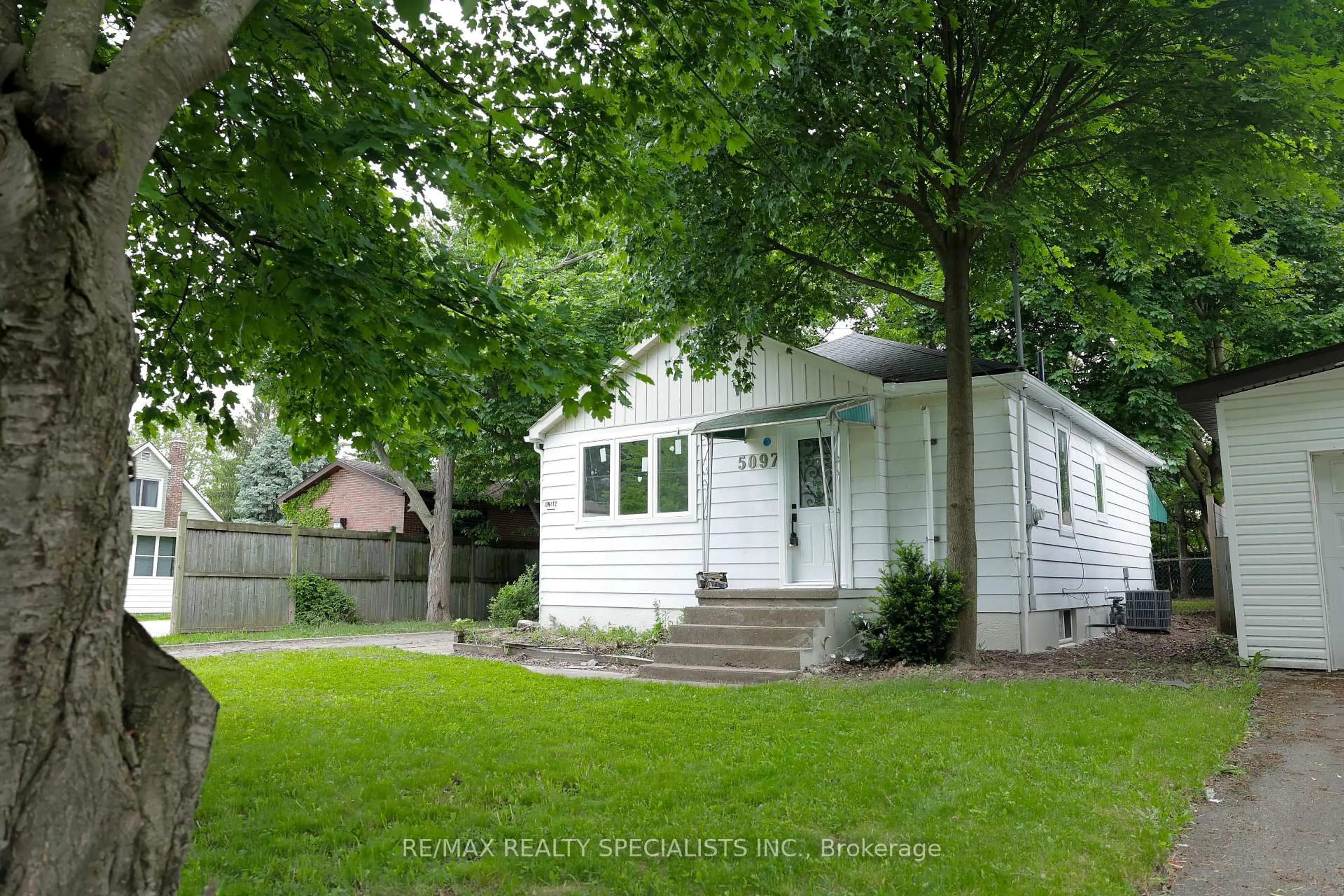 Unknown for 5097 Ontario Ave, Niagara Falls Ontario L2E 3R7