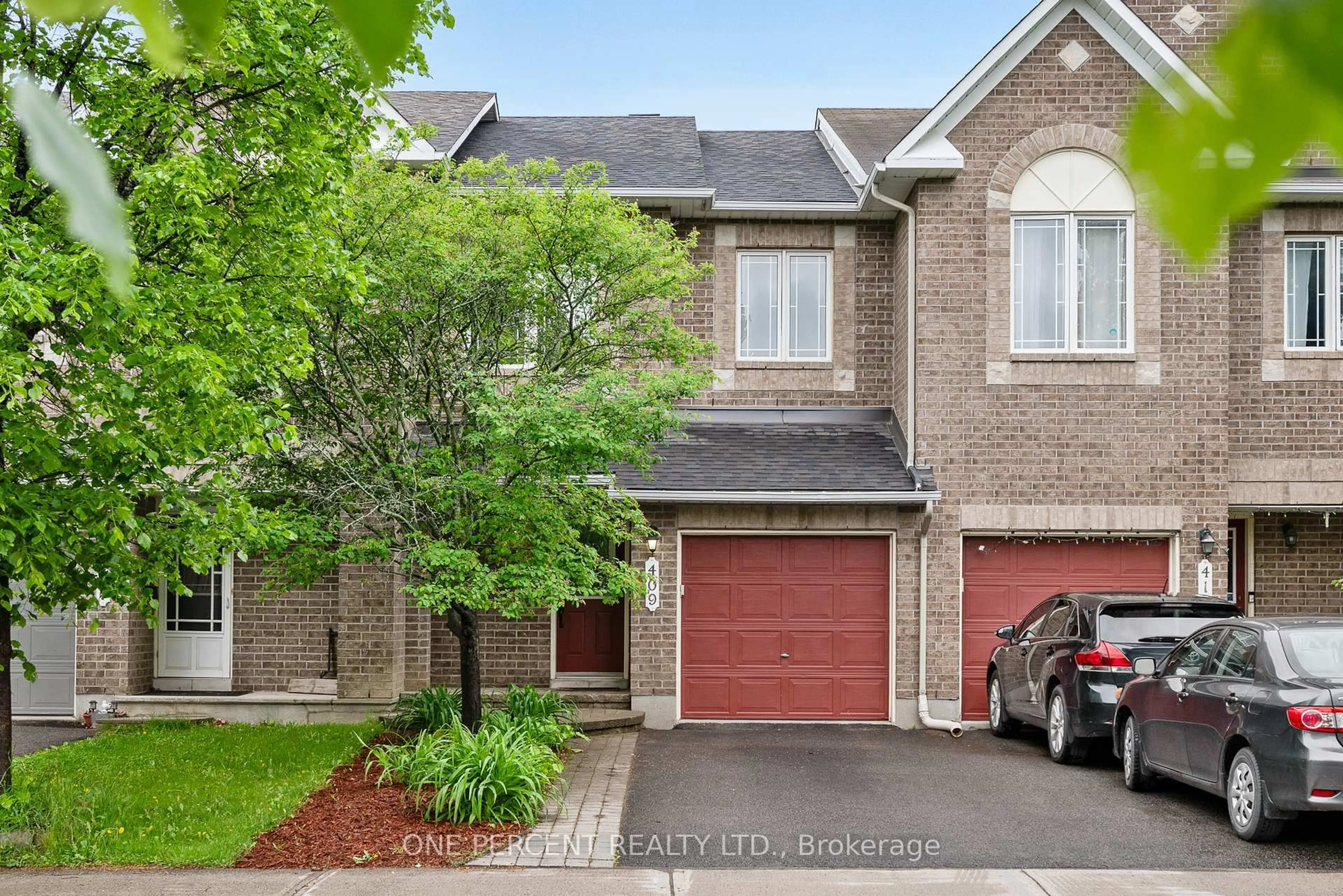 Home with brick exterior material, street for 409 Breckenridge Cres, Ottawa Ontario K2W 1J1