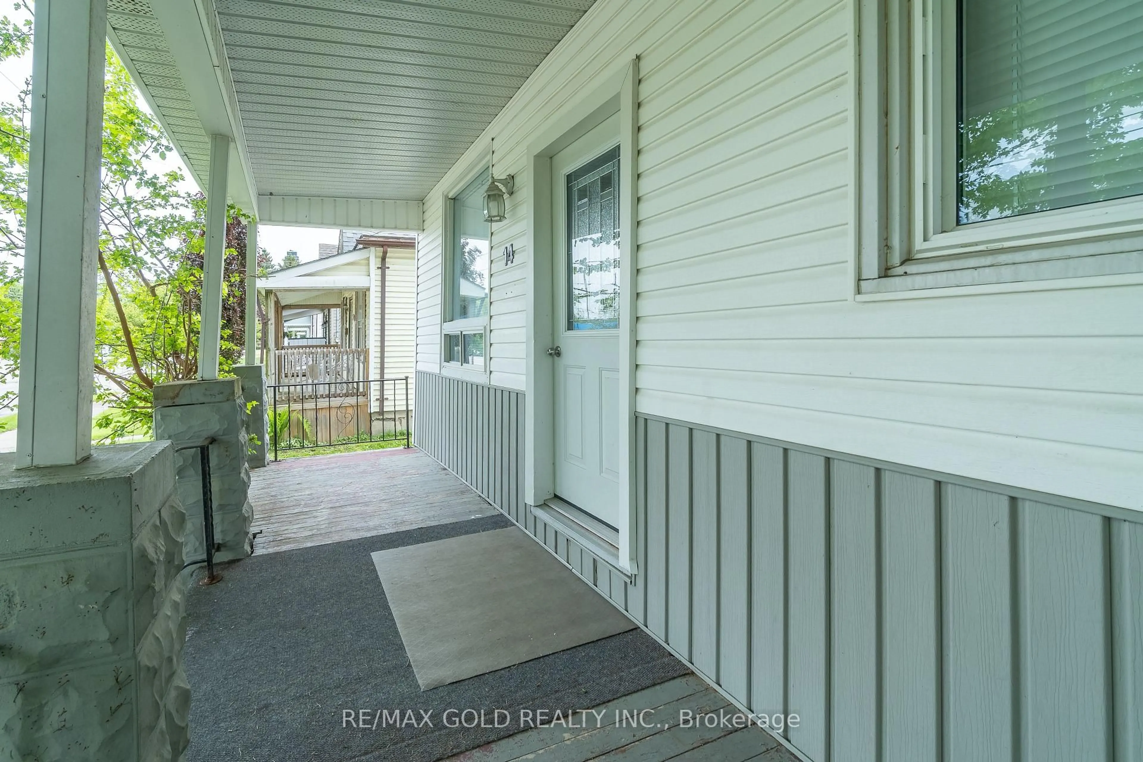 Unknown for 14 Wyatt St, London North Ontario N6H 1A7