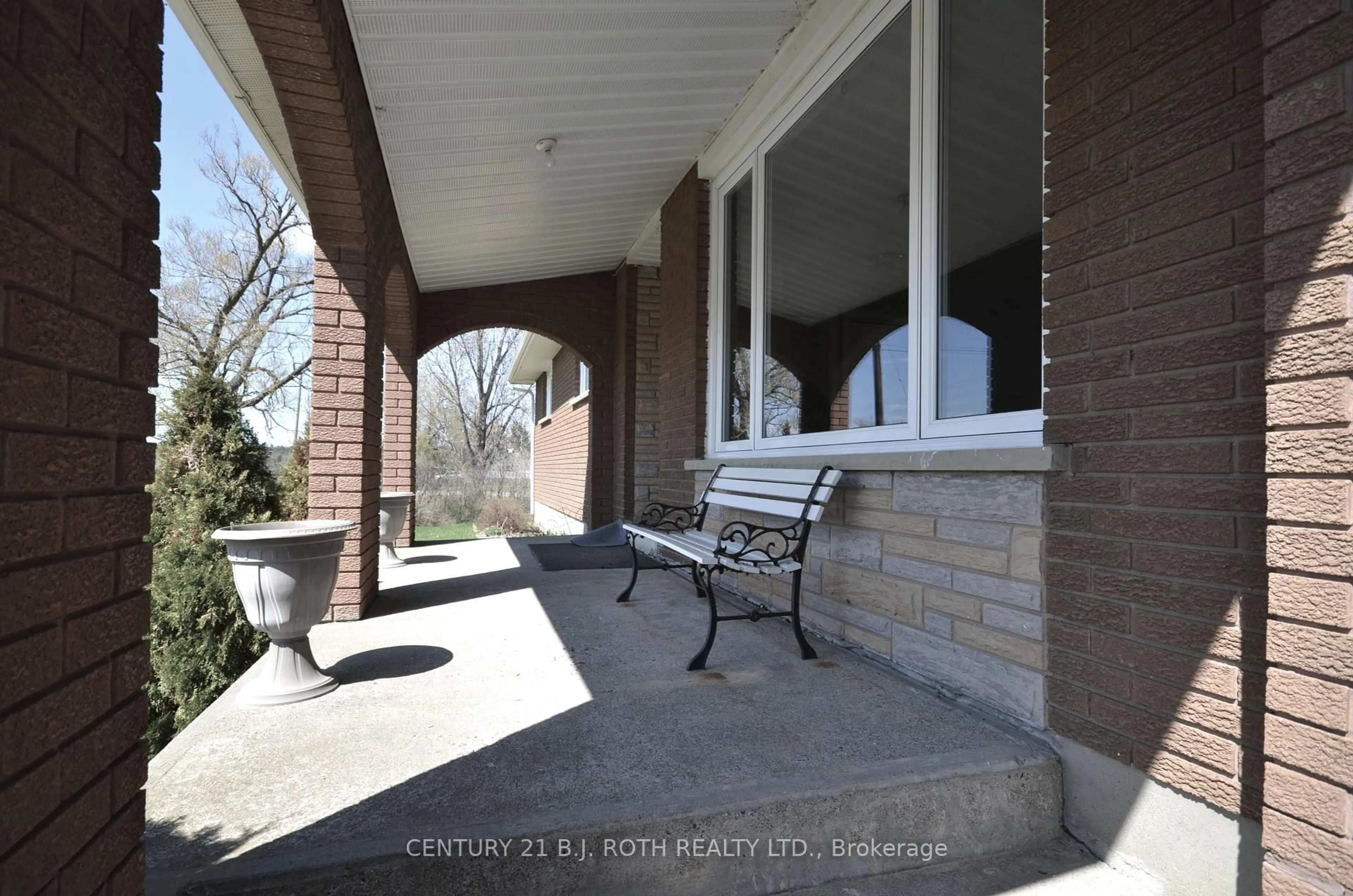 Patio, street for 11704 64 Highway, West Nipissing Ontario P0H 2M0
