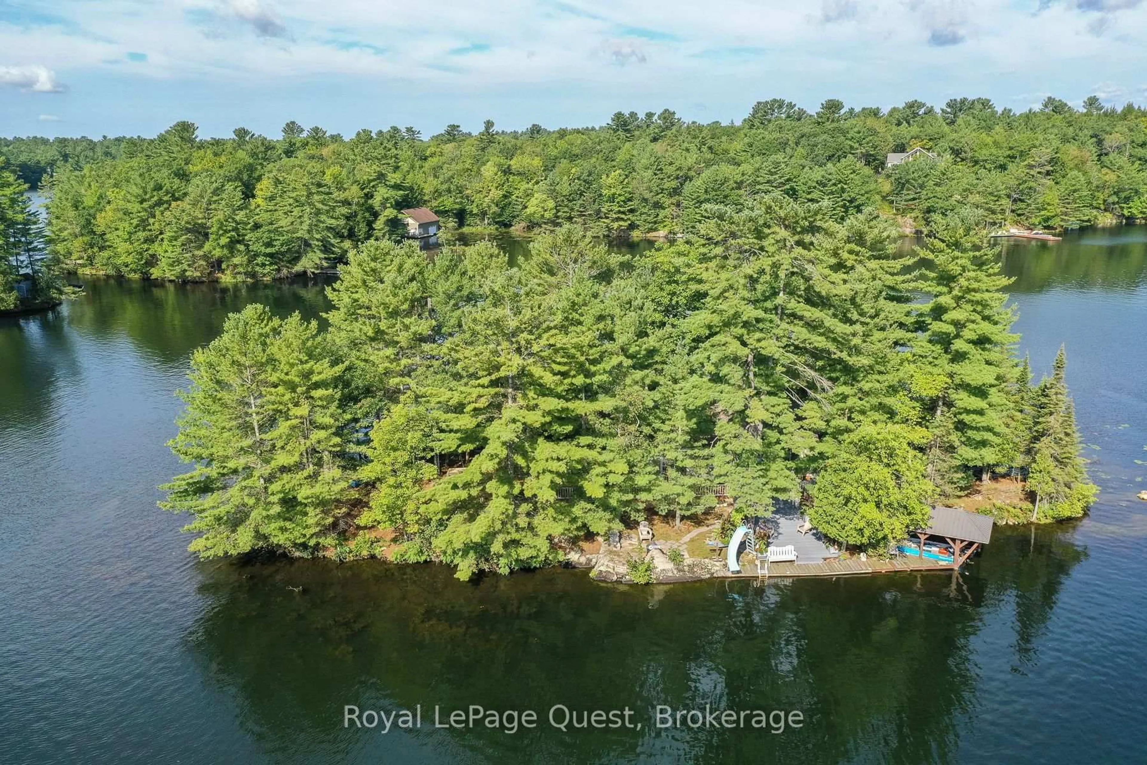 A pic from outside/outdoor area/front of a property/back of a property/a pic from drone, water/lake/river/ocean view for 1 Island 4SR N/A, Gravenhurst Ontario P0E 1G0