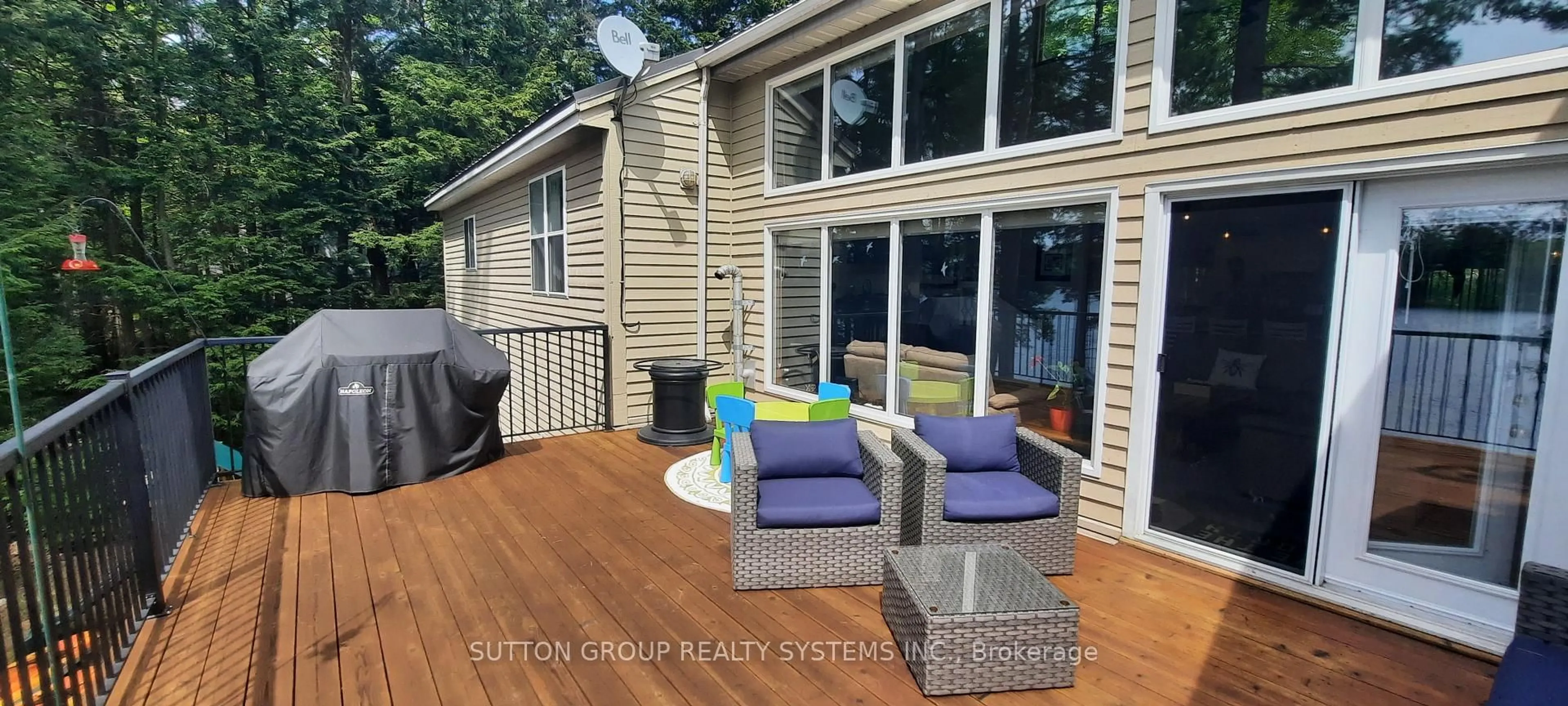 Patio, water/lake/river/ocean view for 1581 B Lake Joesph Rd, Seguin Ontario P0C 1H0
