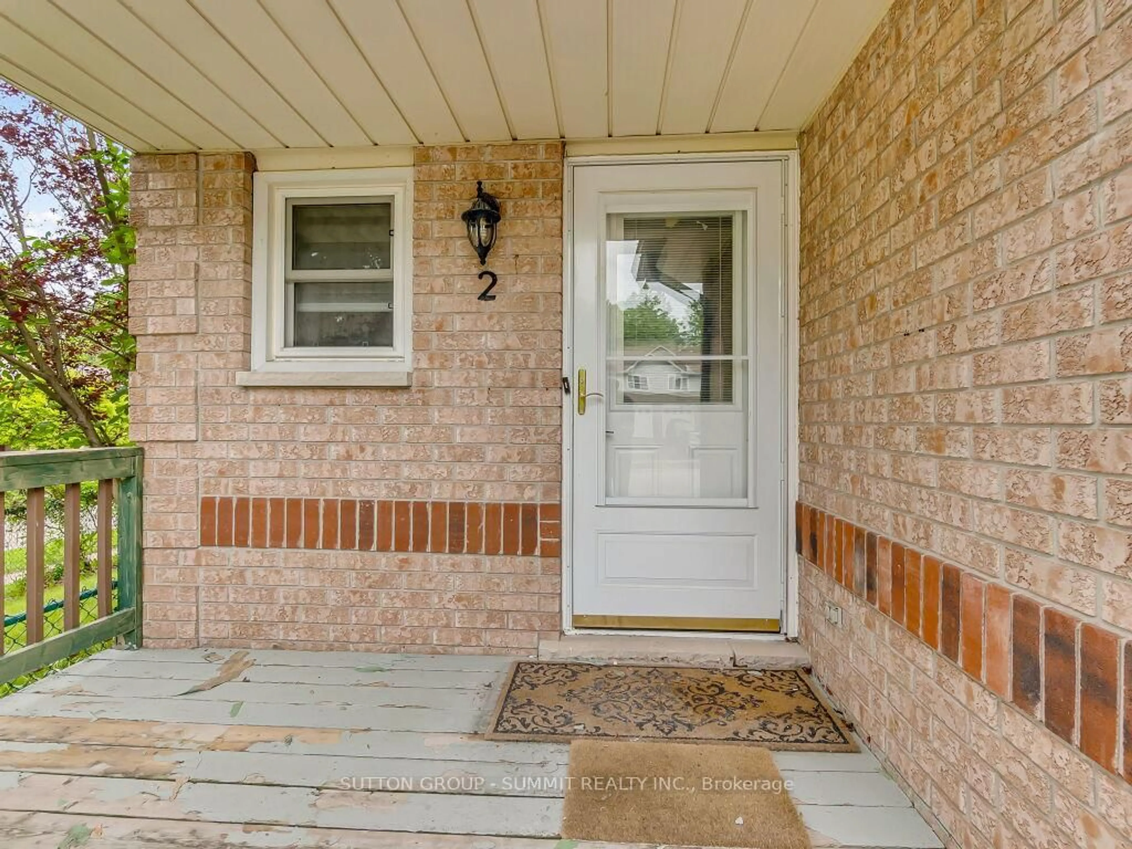 Unknown for 2 Grandridge Cres, Guelph Ontario N1H 8G1
