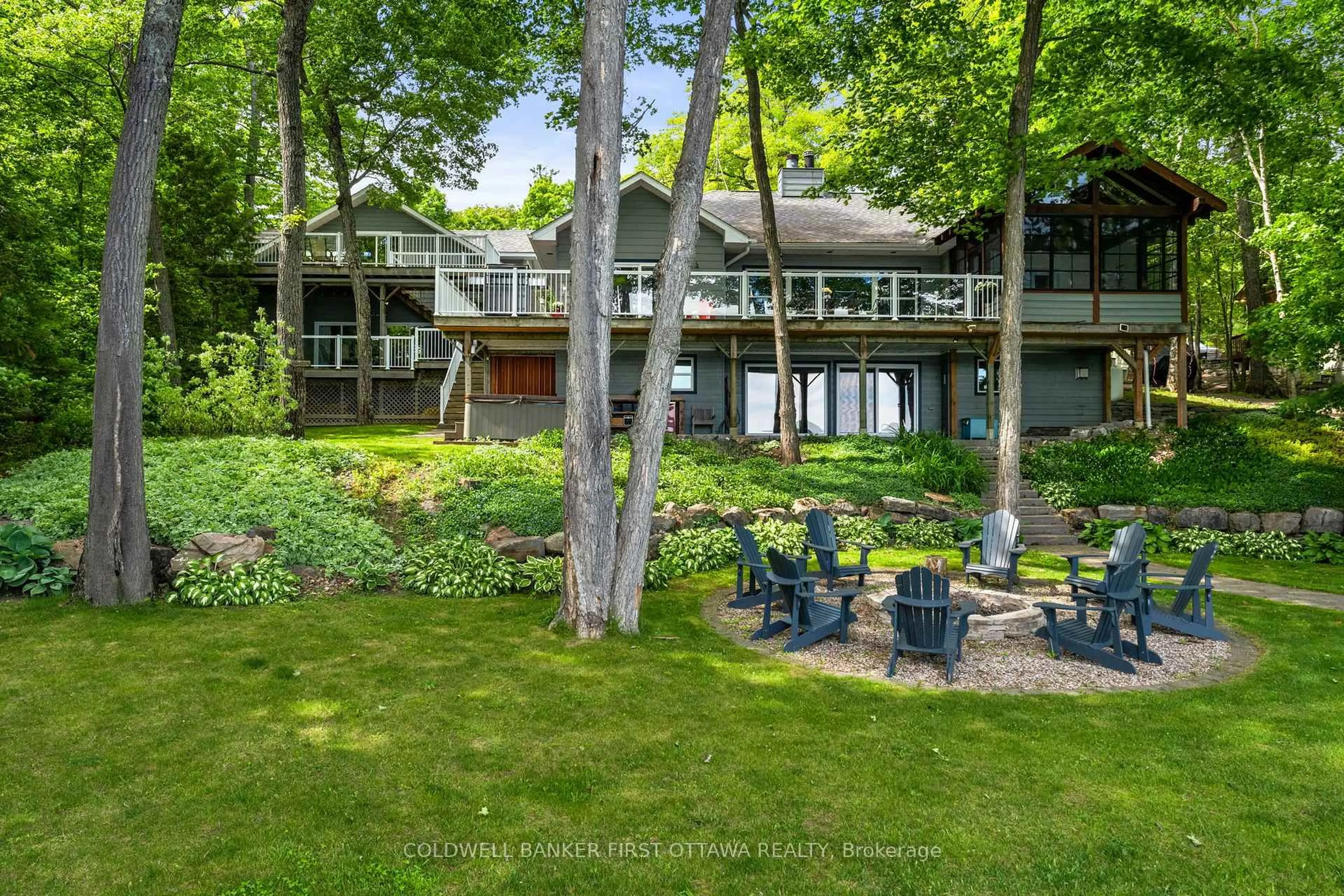 Patio, water/lake/river/ocean view for 314 KENNEDY Rd, Calabogie Ontario K0J 1H0