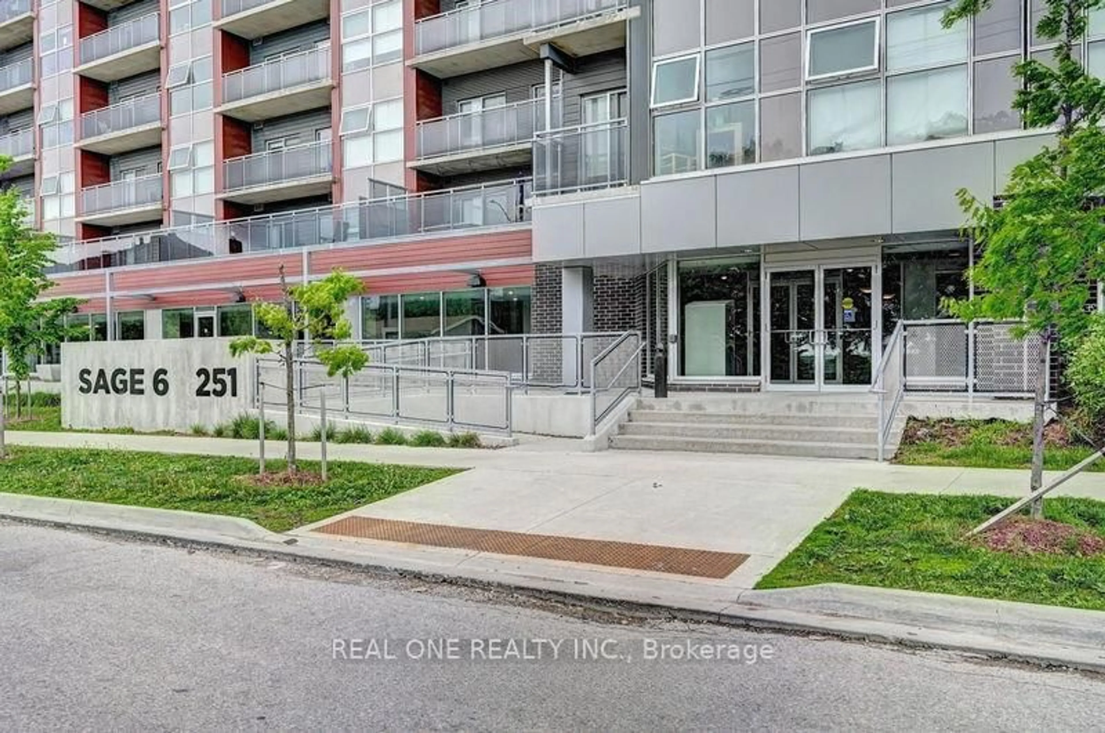 Unknown for 251 Hemlock St #316, Waterloo Ontario N2L 3R4