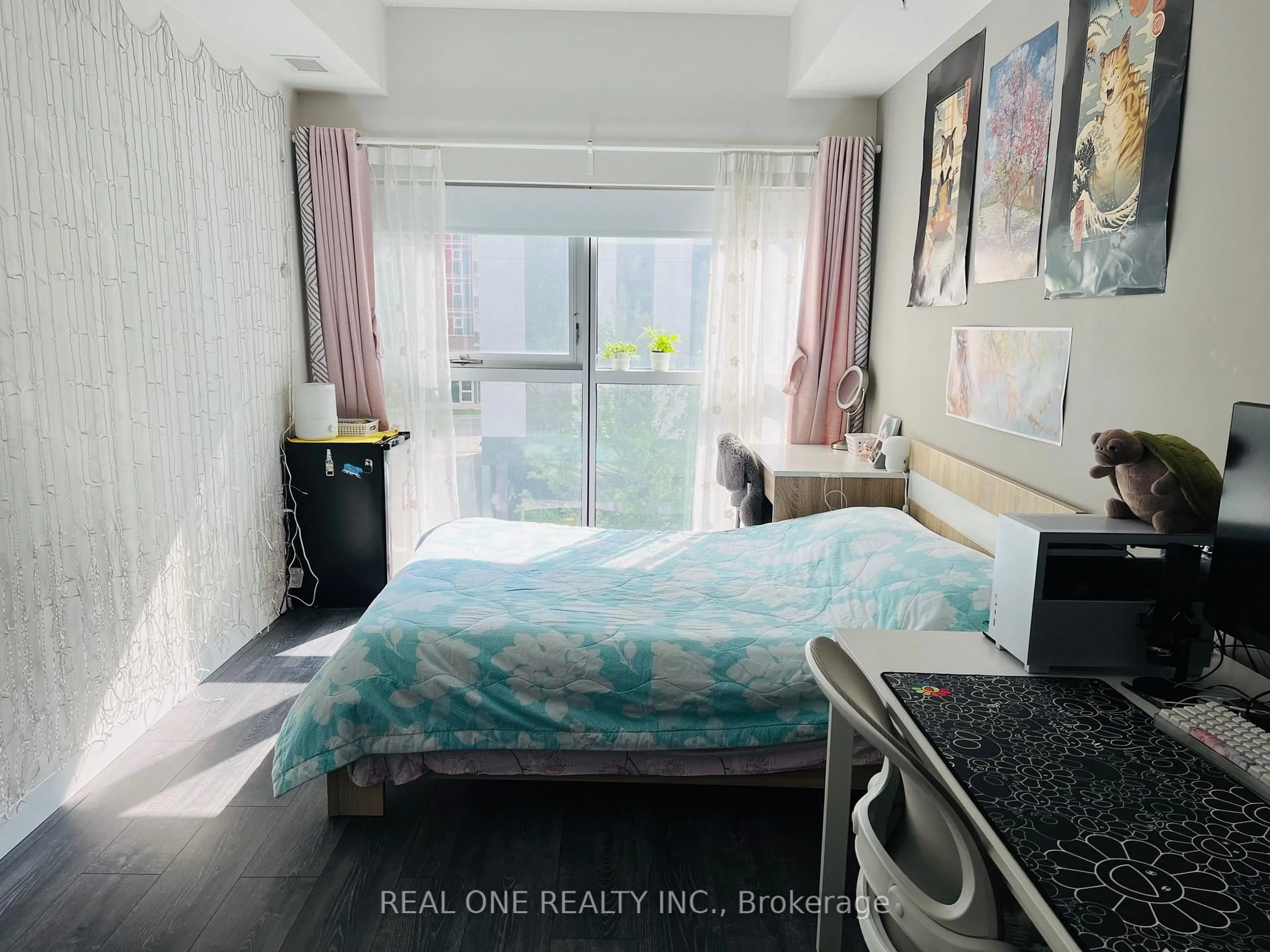 A pic of a room for 251 Hemlock St #316, Waterloo Ontario N2L 3R4